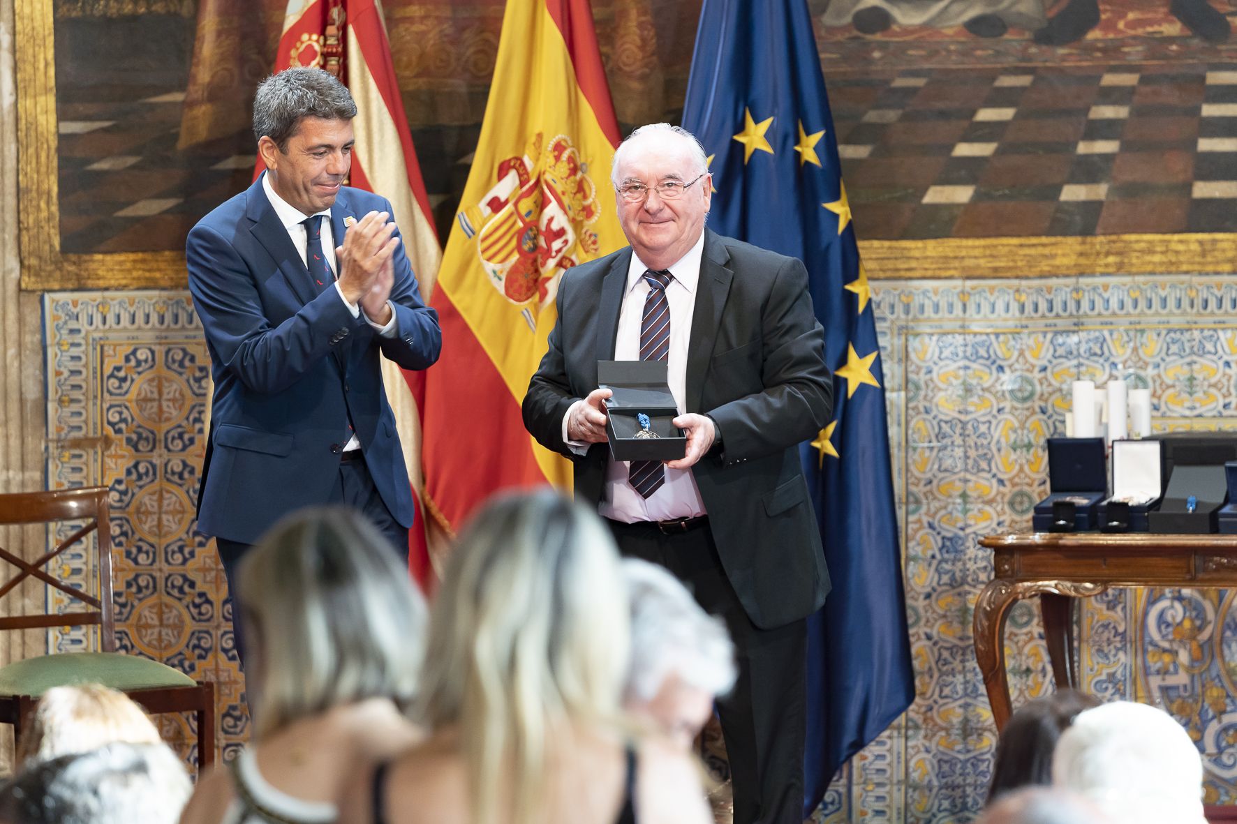 Entrega de distinciones por el 9 d'Octubre. Foto Xisco Navarro