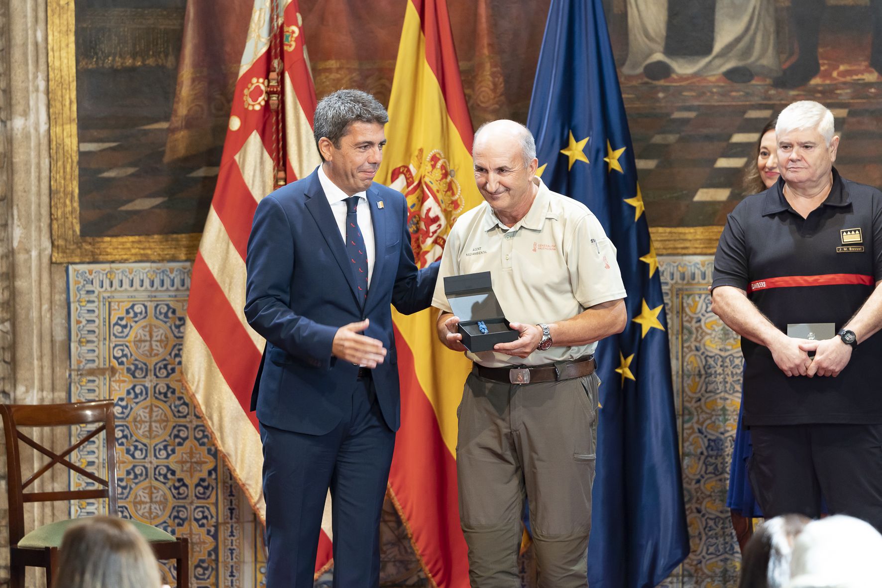 Entrega de distinciones por el 9 d'Octubre. Foto Xisco Navarro