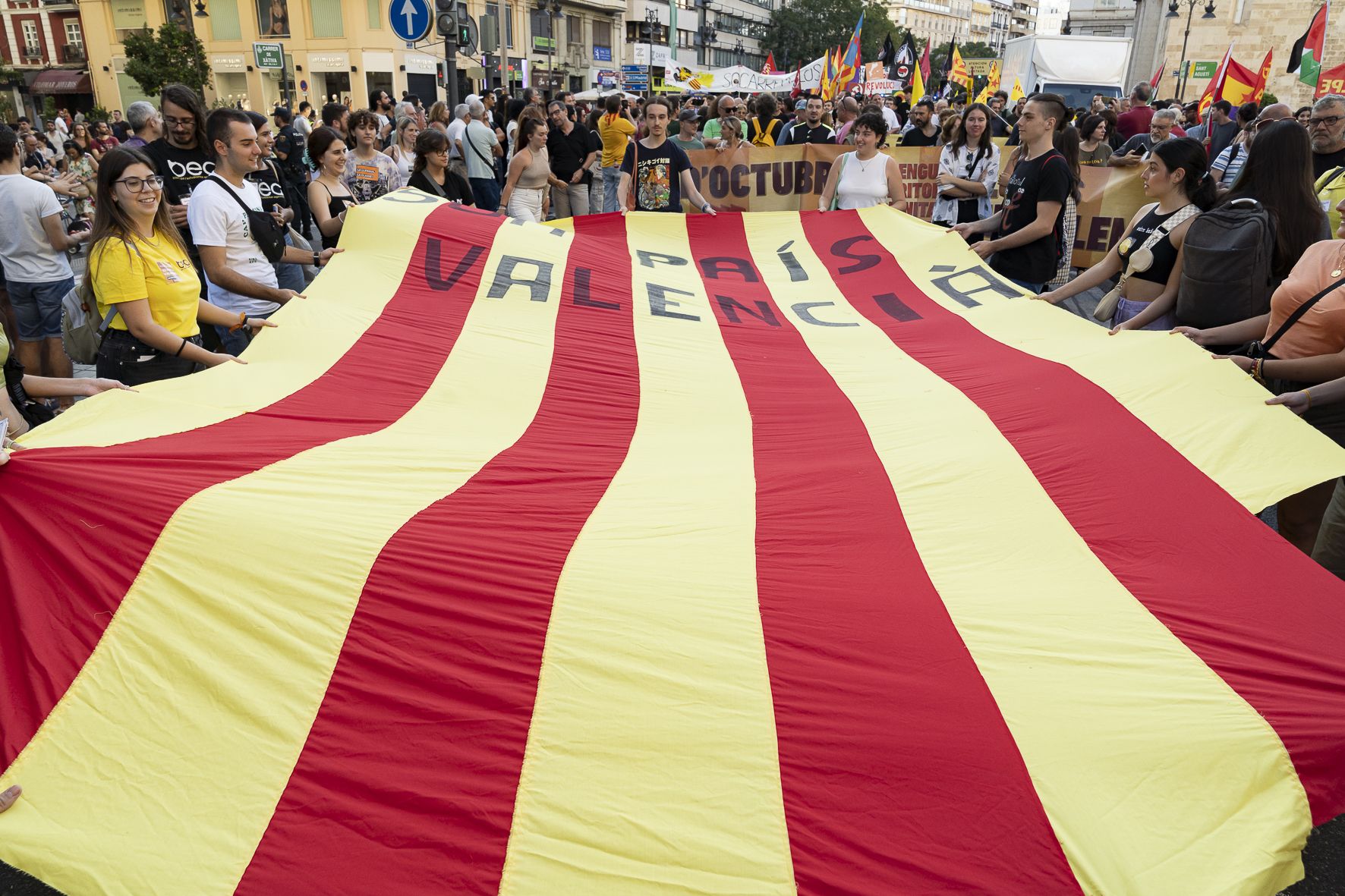 Manifestación 9 d'Octubre 2023. Foto Xisco Navarro