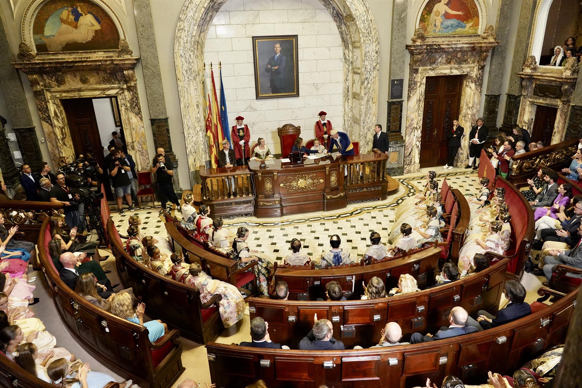 Acte de proclamació de les falleres majors de València 2024 a l'edifici consistorial 