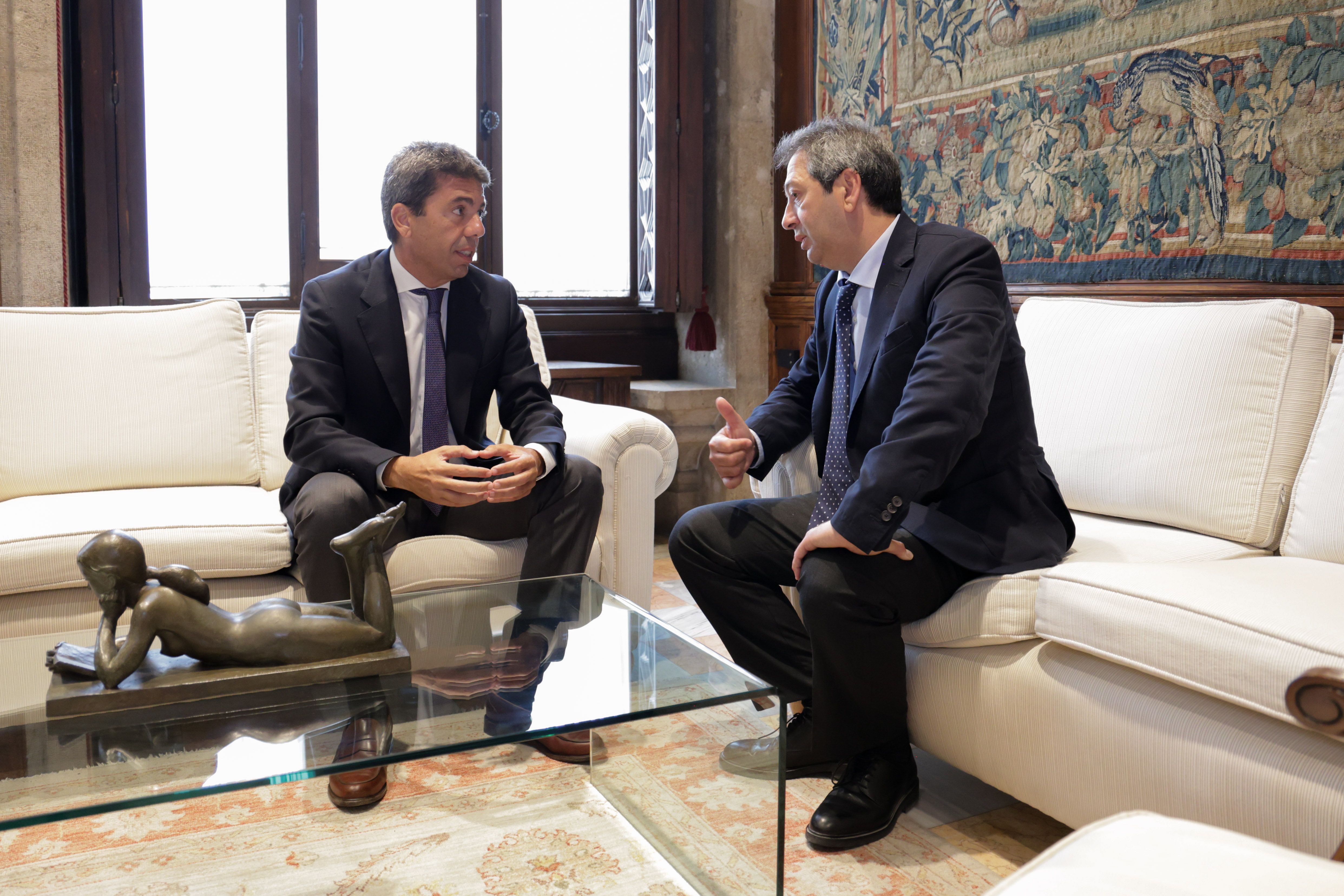 Reunió entre el president de la Generalitat, Carlos Mazón, i el vicepresident primer del Consell, Vicente Barrera