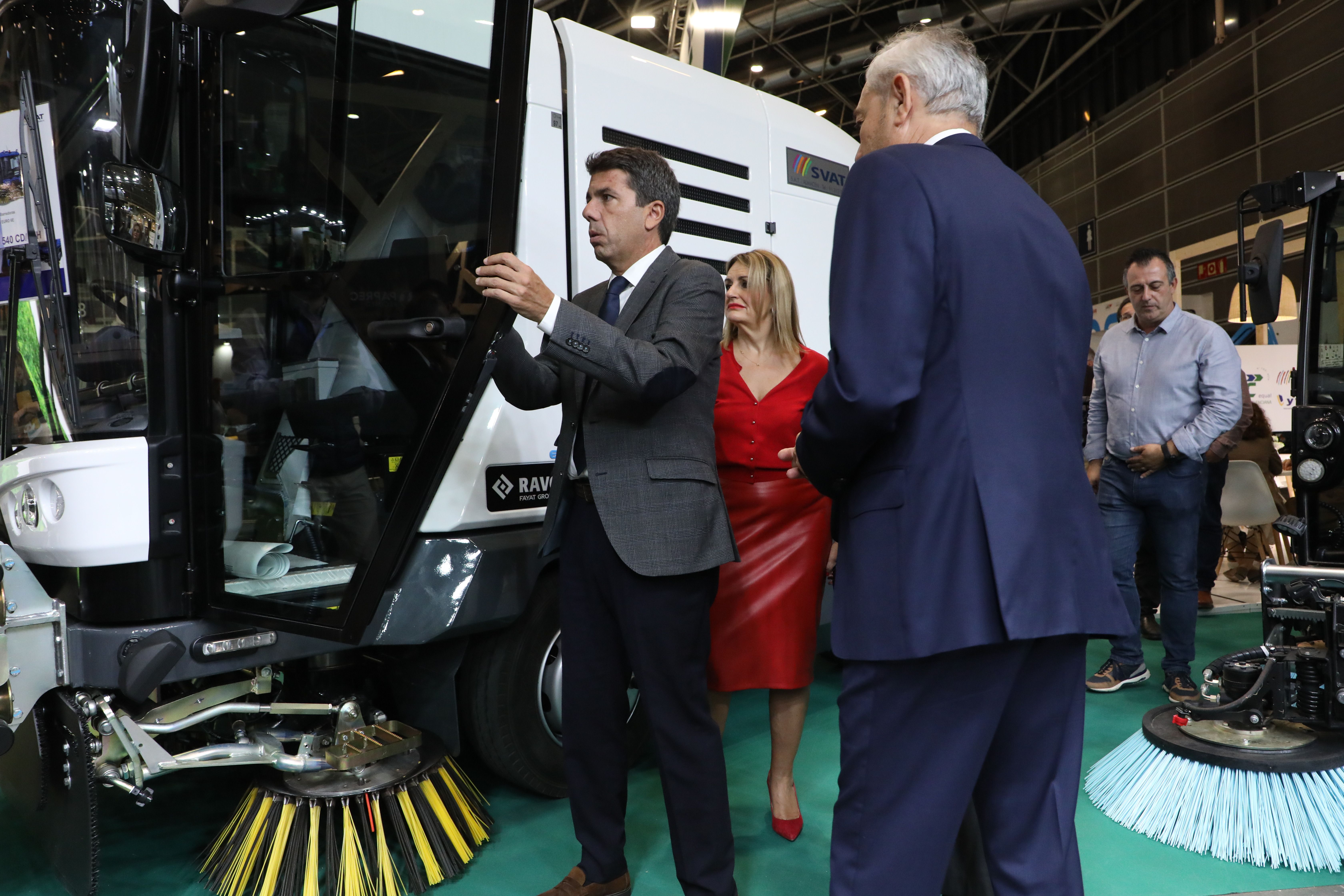 El president de la Generalitat, Carlos Mazón, ha participat en la inauguració dels certàmens Ecofira i Energy Global Expo & Congress