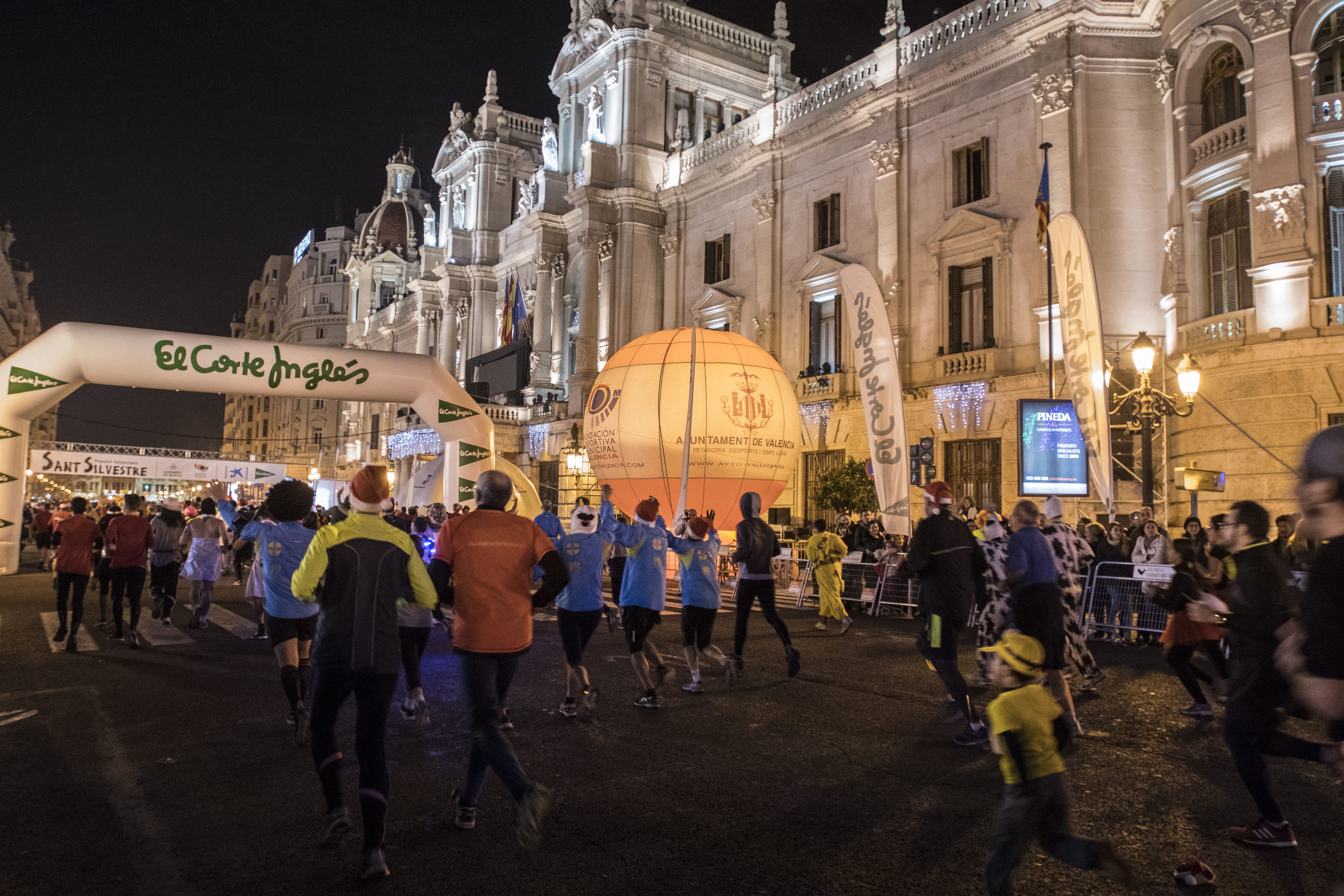 Participants a la carrera San Silvestre Popular de València 2022. Imatge: Fundació Esportiva Municipal