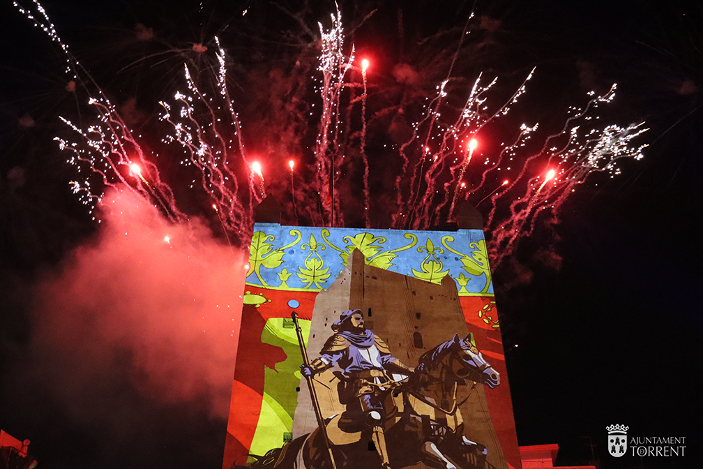 Un gran castillo de fuegos artificiales iluminará este fin de semana el cielo de Torrent
