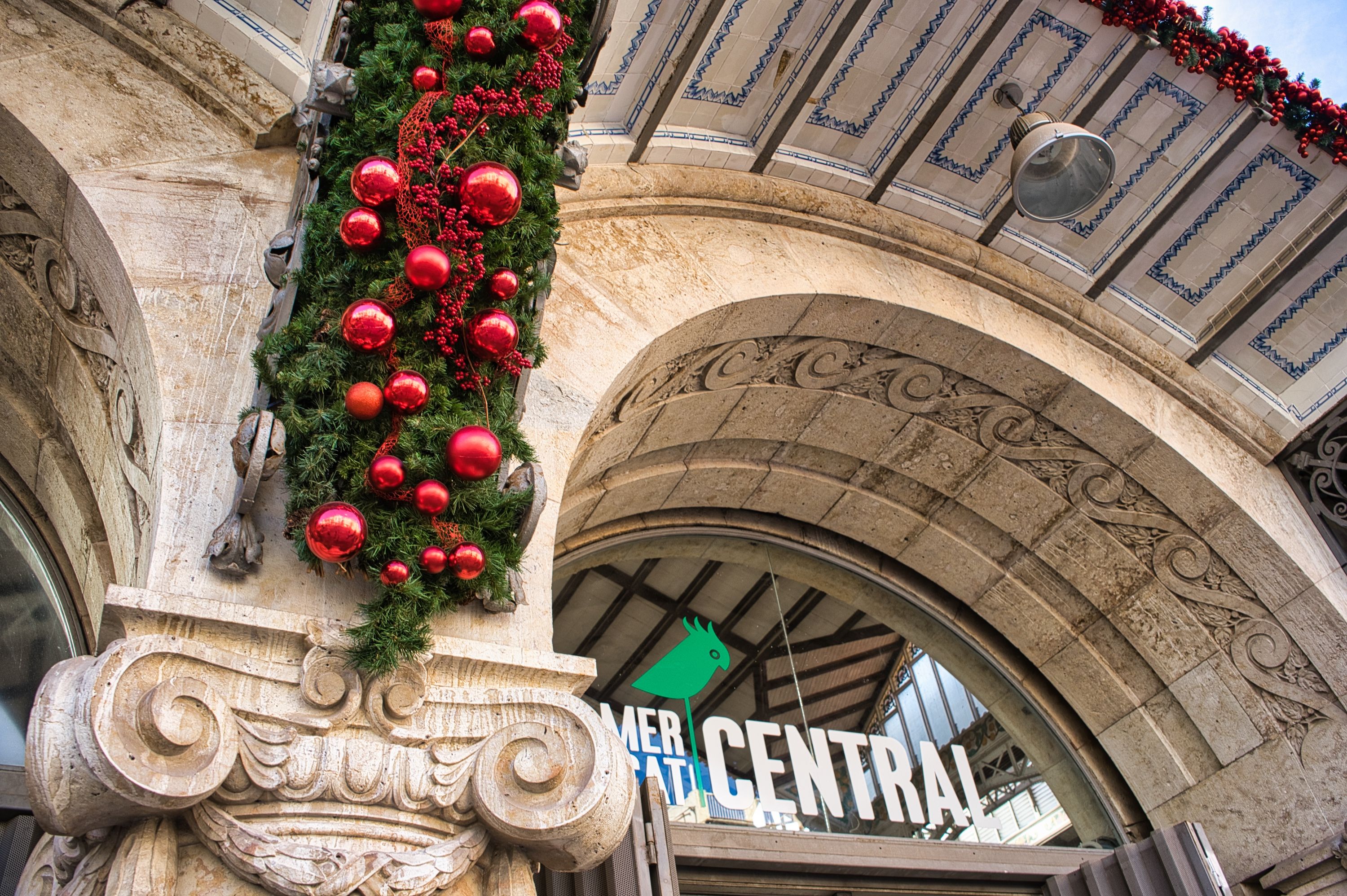 Decoración de Navidad en el Mercado Central de València