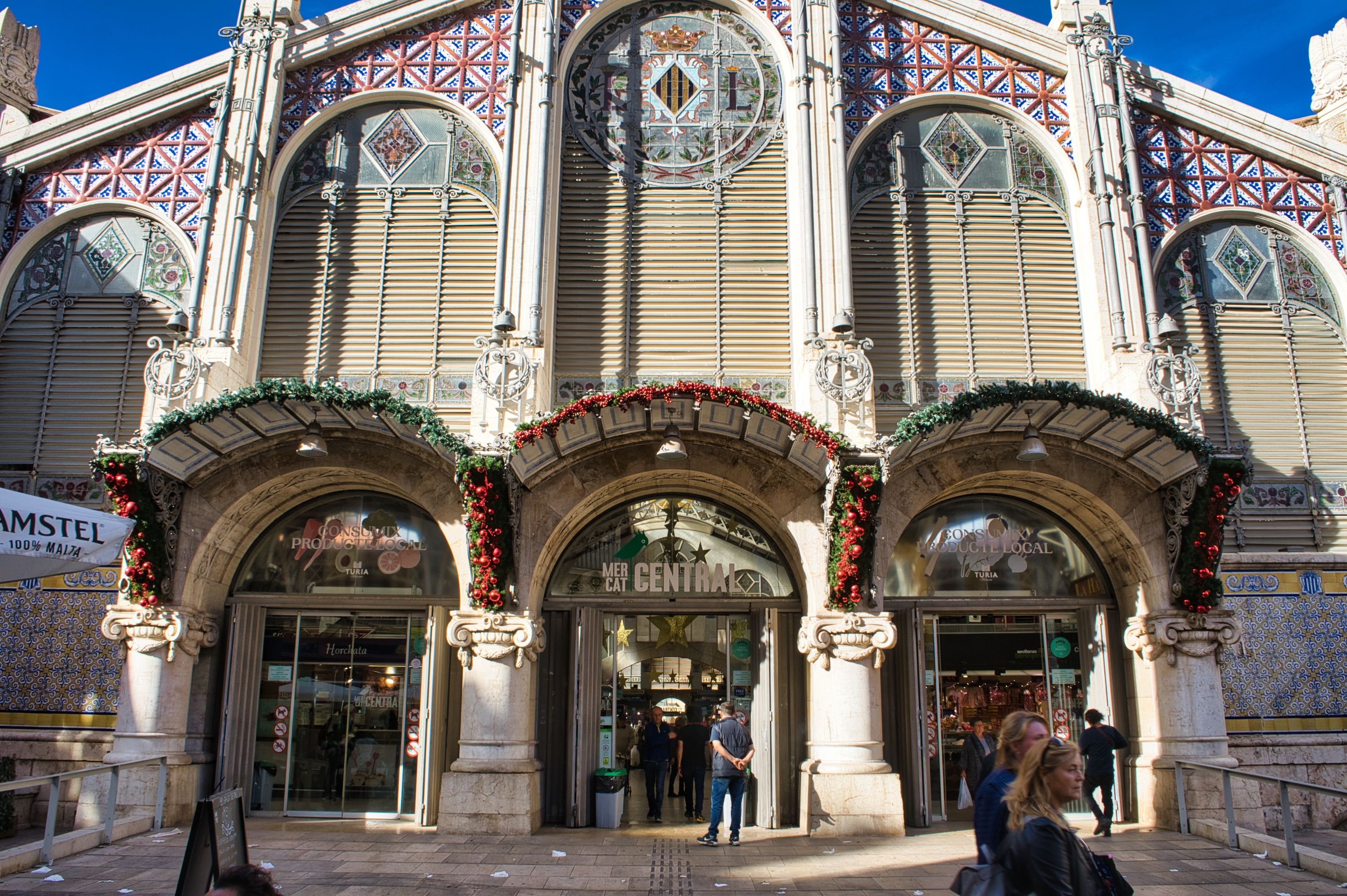 Decoración de Navidad en el Mercado Central de València