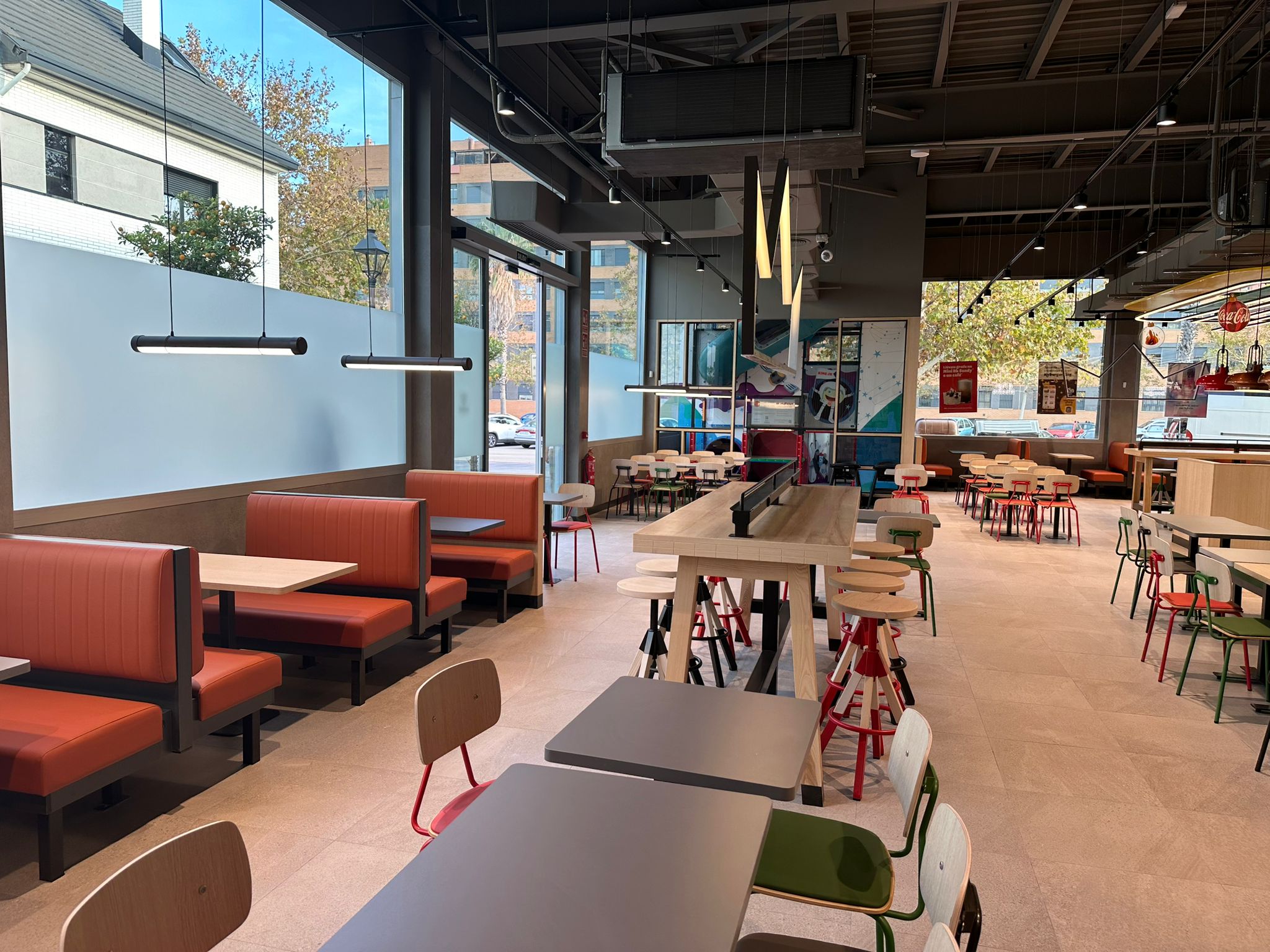 Primer local a Benicalap (València) de Burger King