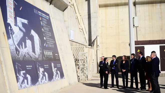 Visita de las autoridades al Puerto de València