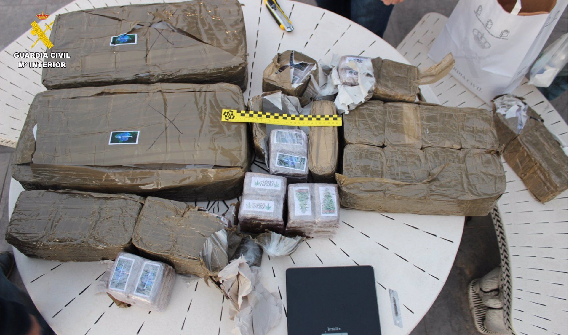 Pruebas incautadas en la Operación Teleke (Valencia y Castellón) - GUARDIA CIVIL