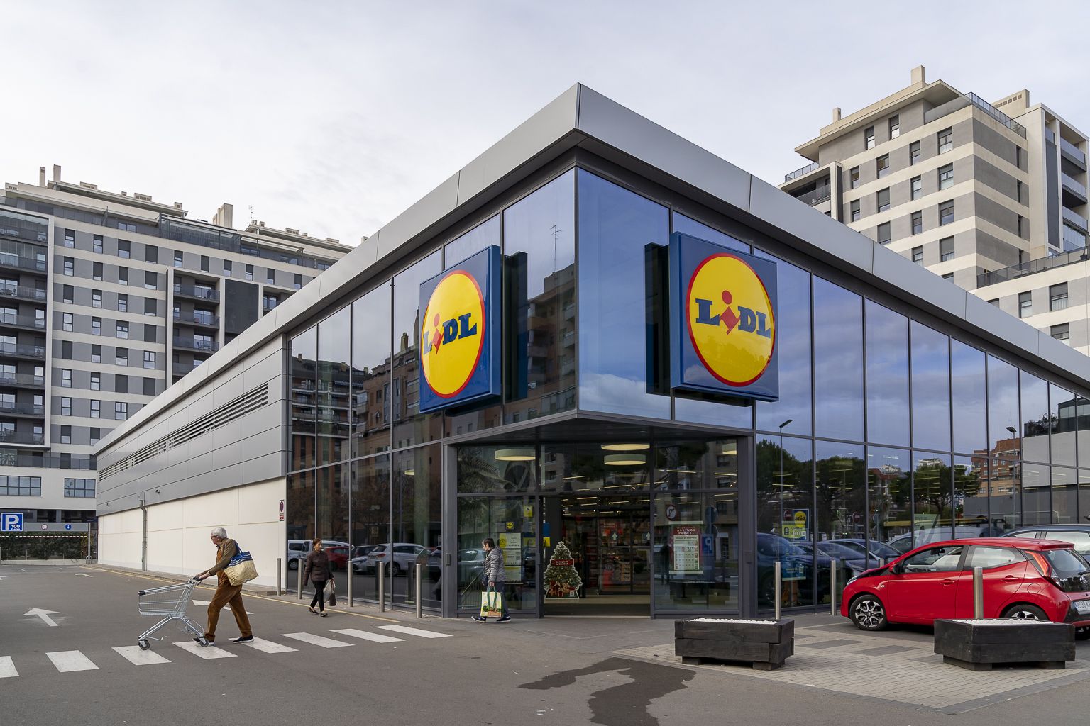 Un supermercado Lidl en la ciudad de València. Imagen: Xisco Navarro