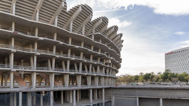Estadio Nou Mestalla en obras. Imagen: Xisco Navarro