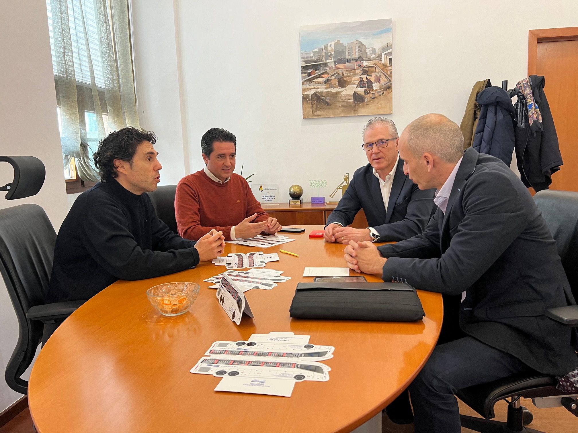  Reunió per a la concessió del transport públic del Camp de Túria.