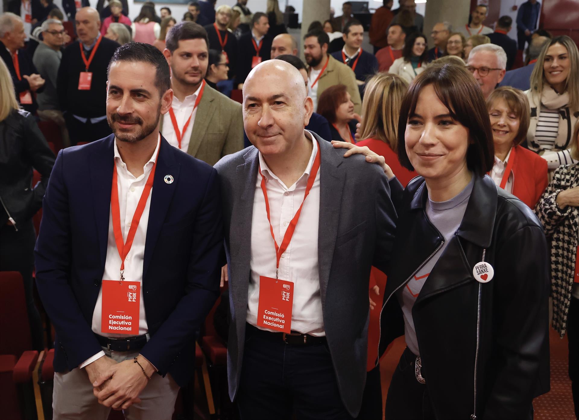 El secretari general del PSPV de València, Carlos Fernández Bielsa; el secretari general del PSPV d'Alacant, Alejandro Soler; i la ministra de Ciència, Innovació i Universitats, Diana Morant. Foto Rober Solsona