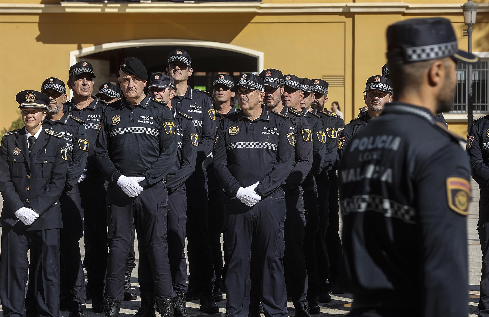 Agents de la Policia Local de València. Imatge: Rober Solsona - Europa Press