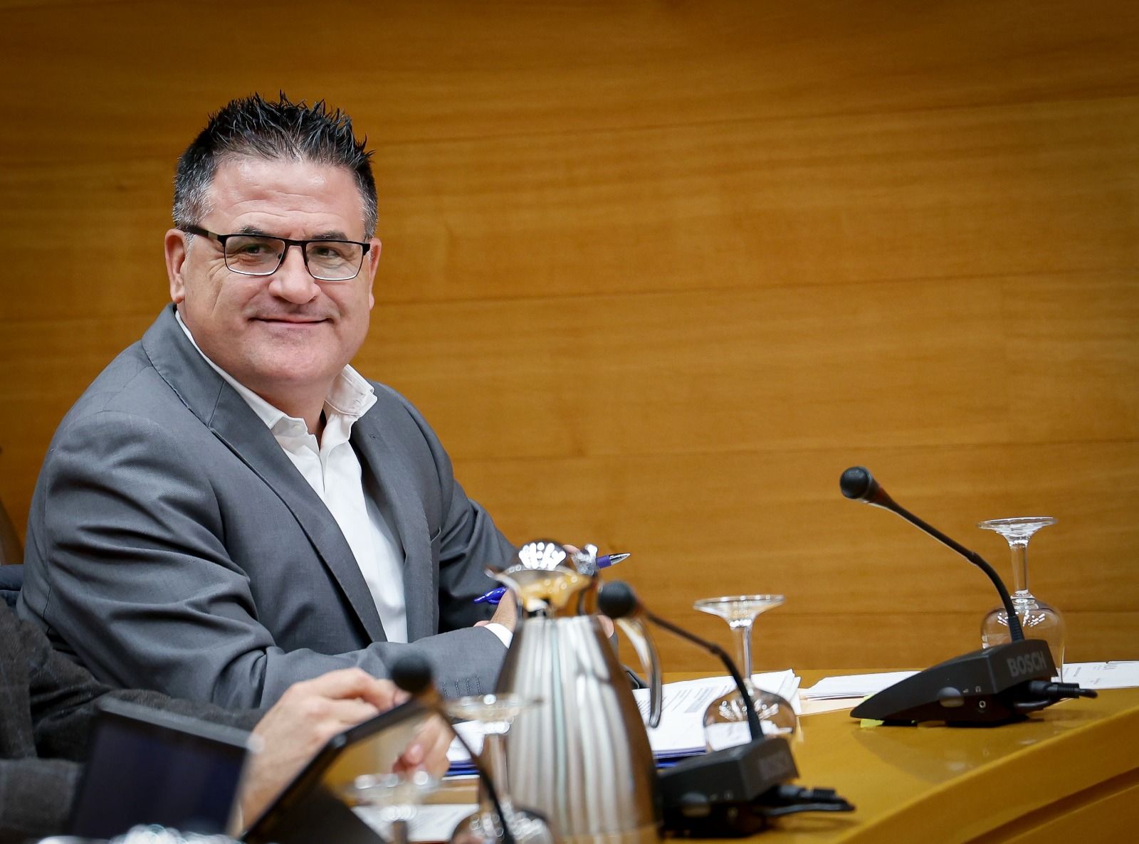 El portavoz de Obras Públicas y Transportes del PP, Joserra González de Zárate