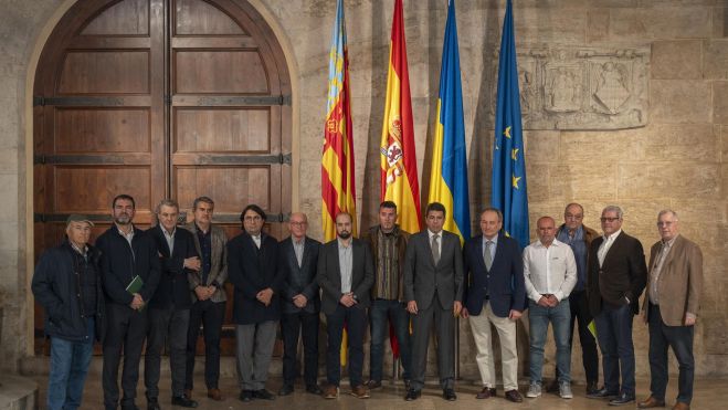 Reunión del presidente de la Generalitat, Carlos Mazón, con las principales organizaciones agrarias