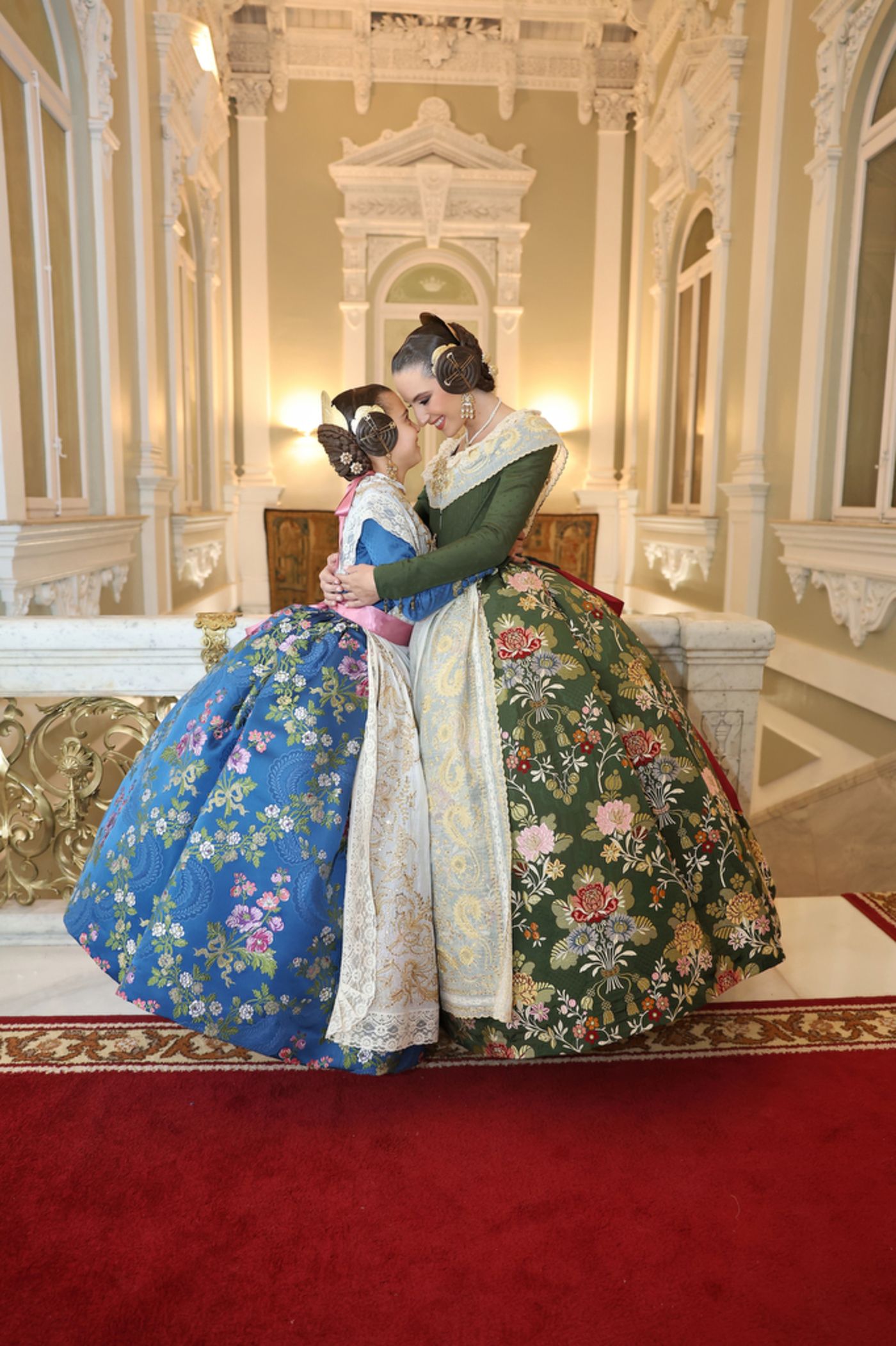 María Estela Arlandis y Marina García, falleras mayores de València 2024