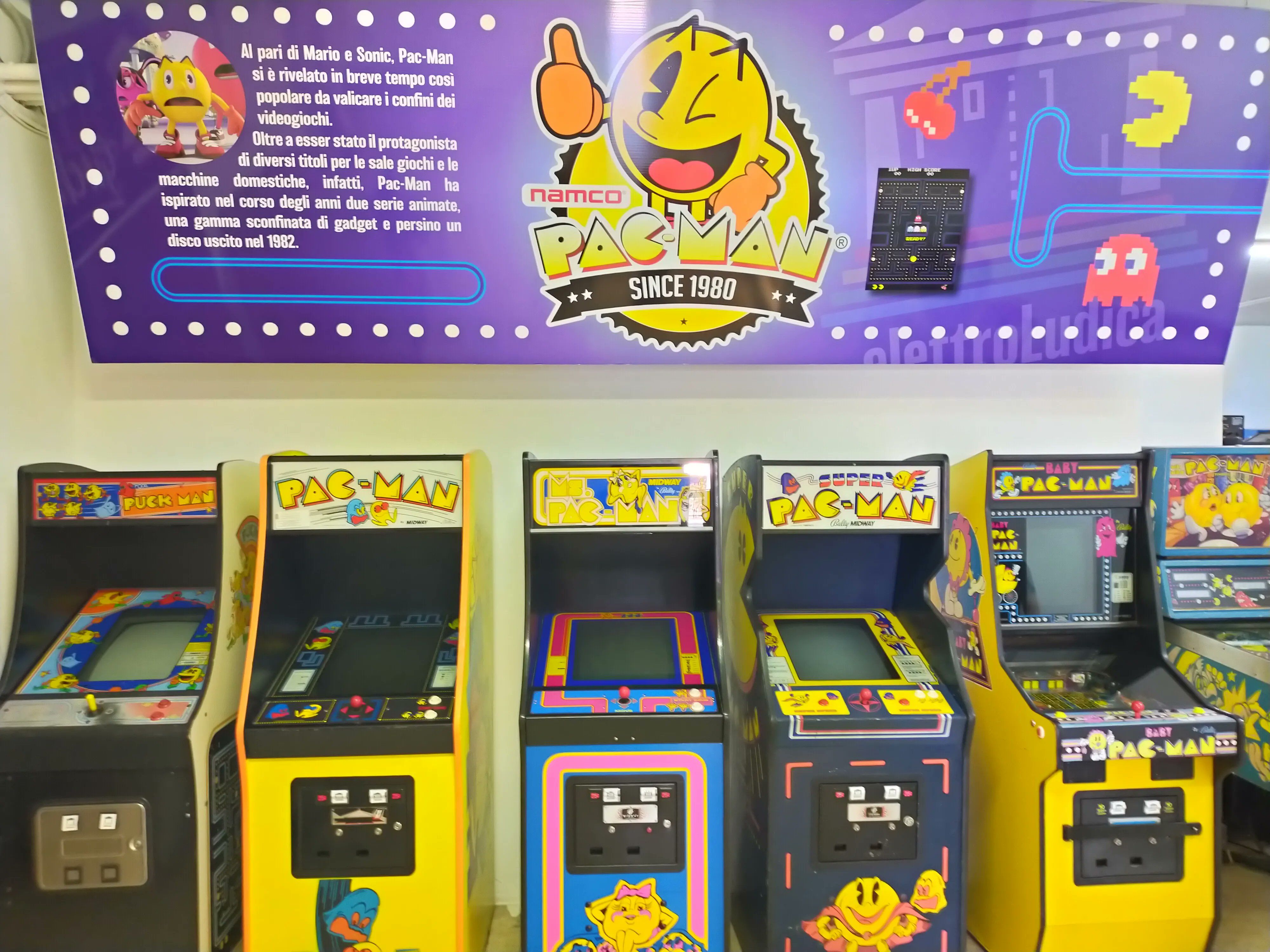 Máquinas recreativas de videojuegos clásicos