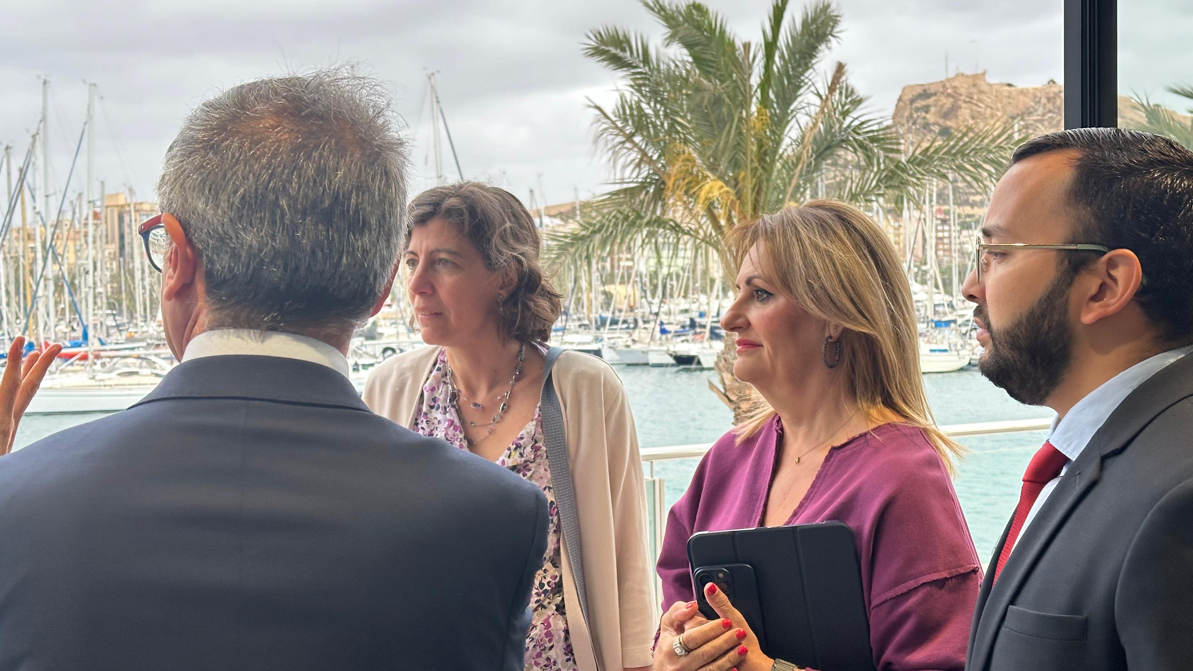 La consellera d'Innovació, Indústria, Comerç i Turisme, Nuria Montes