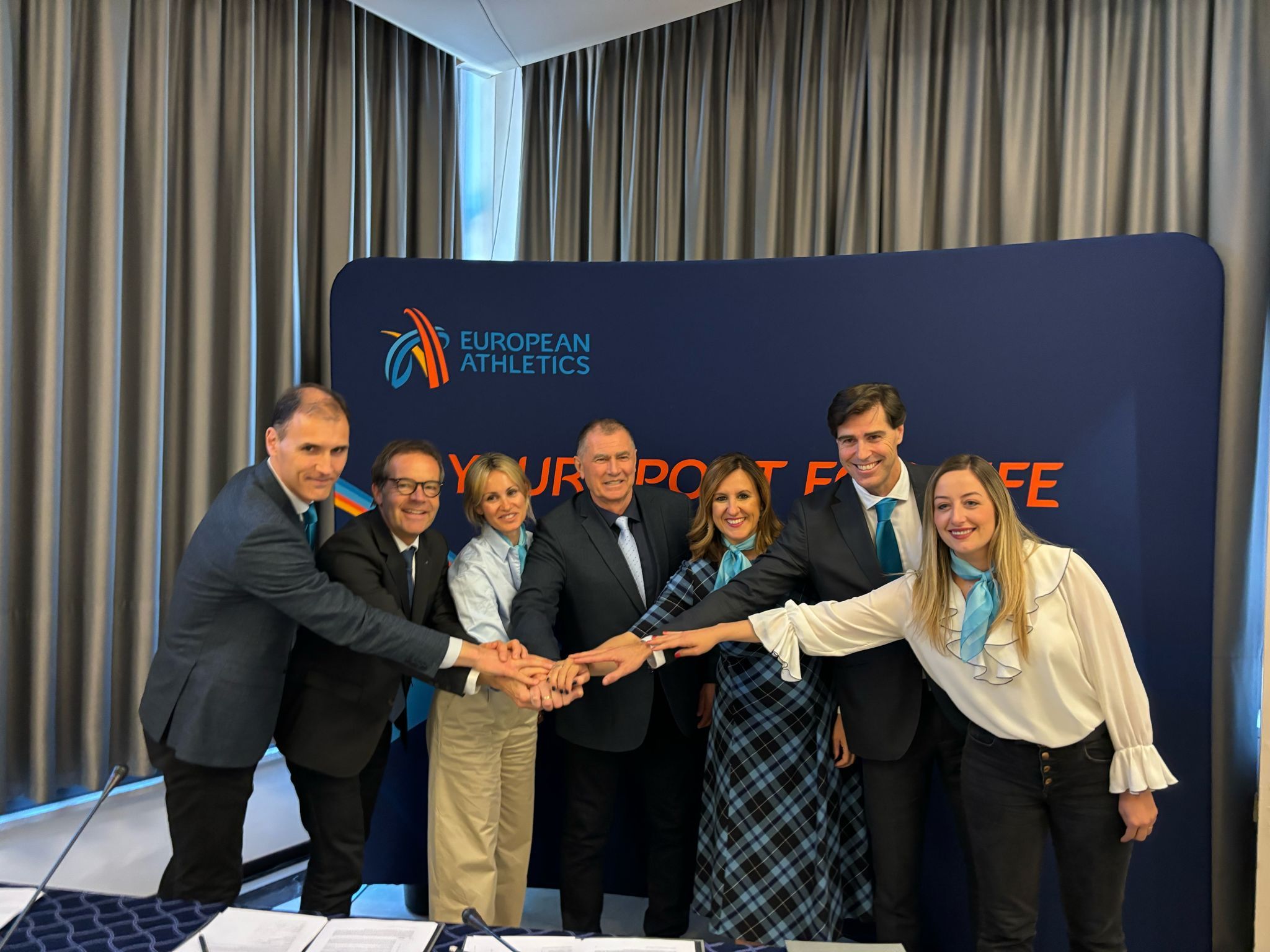 La delegación valenciana desplazada hasta Roma