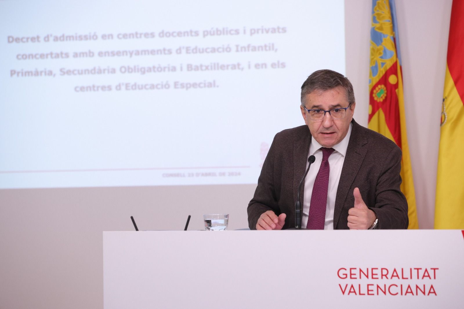 El conseller de Educación, Universidades y Empleo, José Antonio Rovira