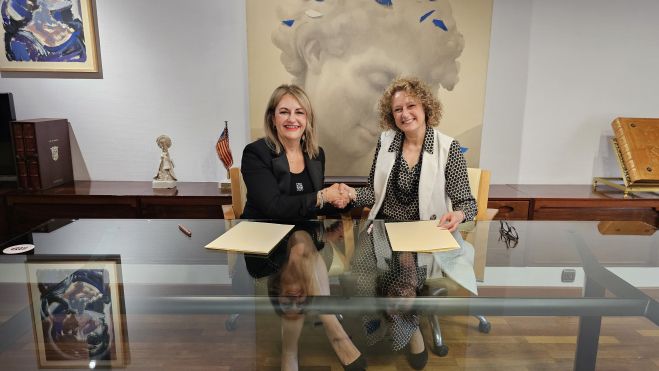 Nuria Montes i Amparo Folgado Nuria Montes i Amparo Folgado