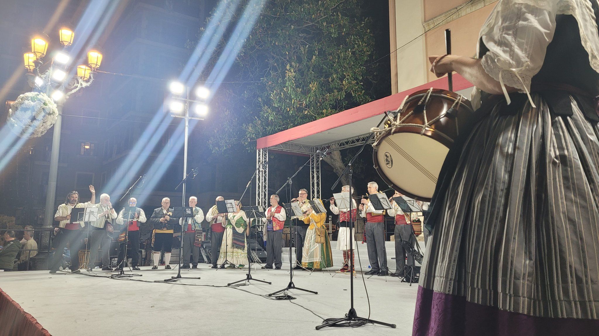 Dansaes a la Mare de Déu dels Desemparats