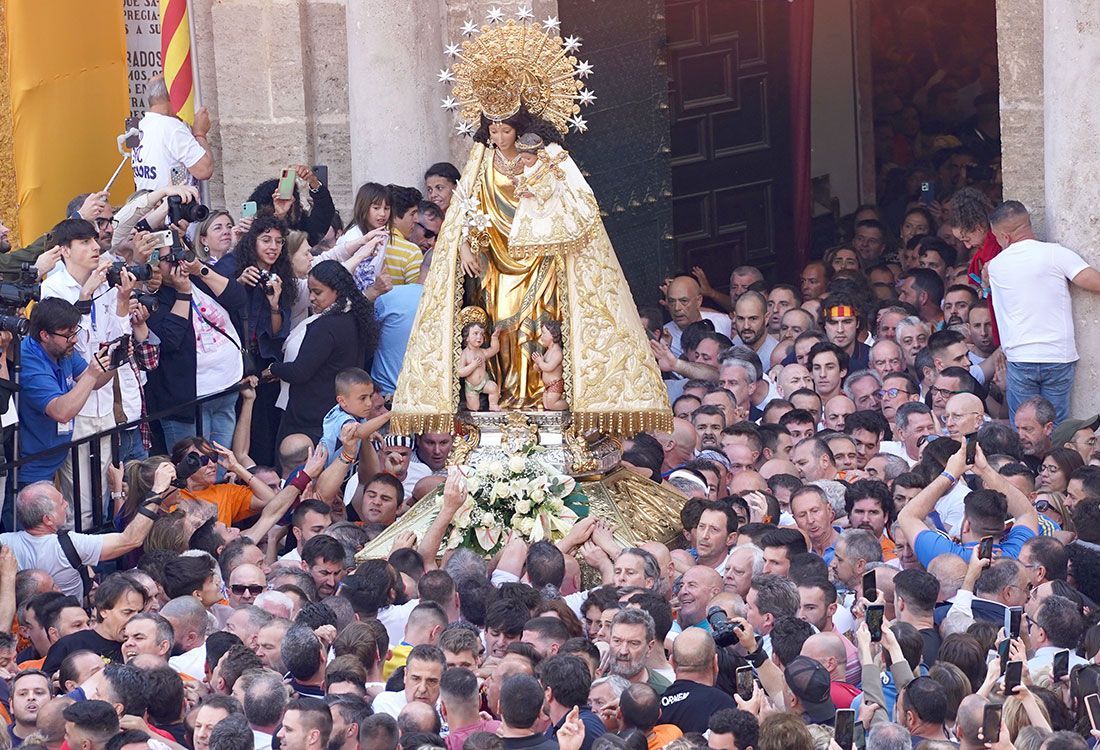Trasllat de la Mare de Déu dels Desemparats en Valencia. Foto Alberto Saiz