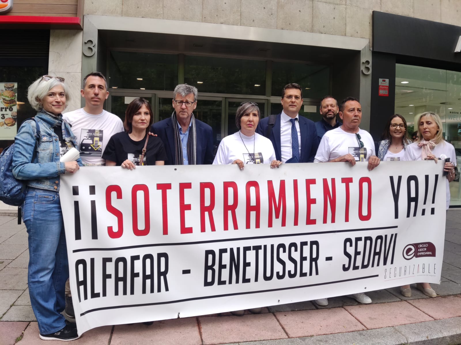 Pancarta pel soterrament de les vies d'Alfafar, Benetússer i Sedaví