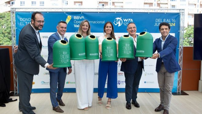 Presentación de la campaña de reciclaje de vidrio durante el BBVA Open Internacional de Valencia