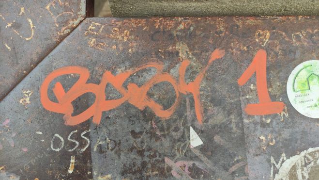 Pintadas realizadas en el Micalet de València Pintadas realizadas en el Micalet de València