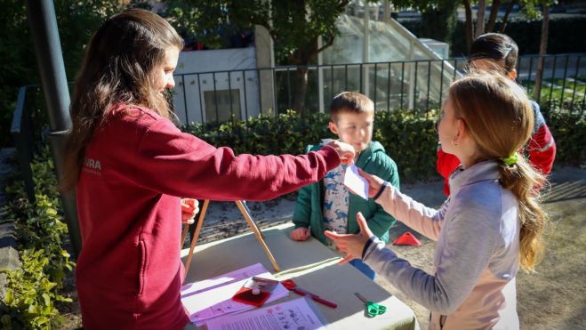 xiquets fent un tallers xiquets fent un tallers