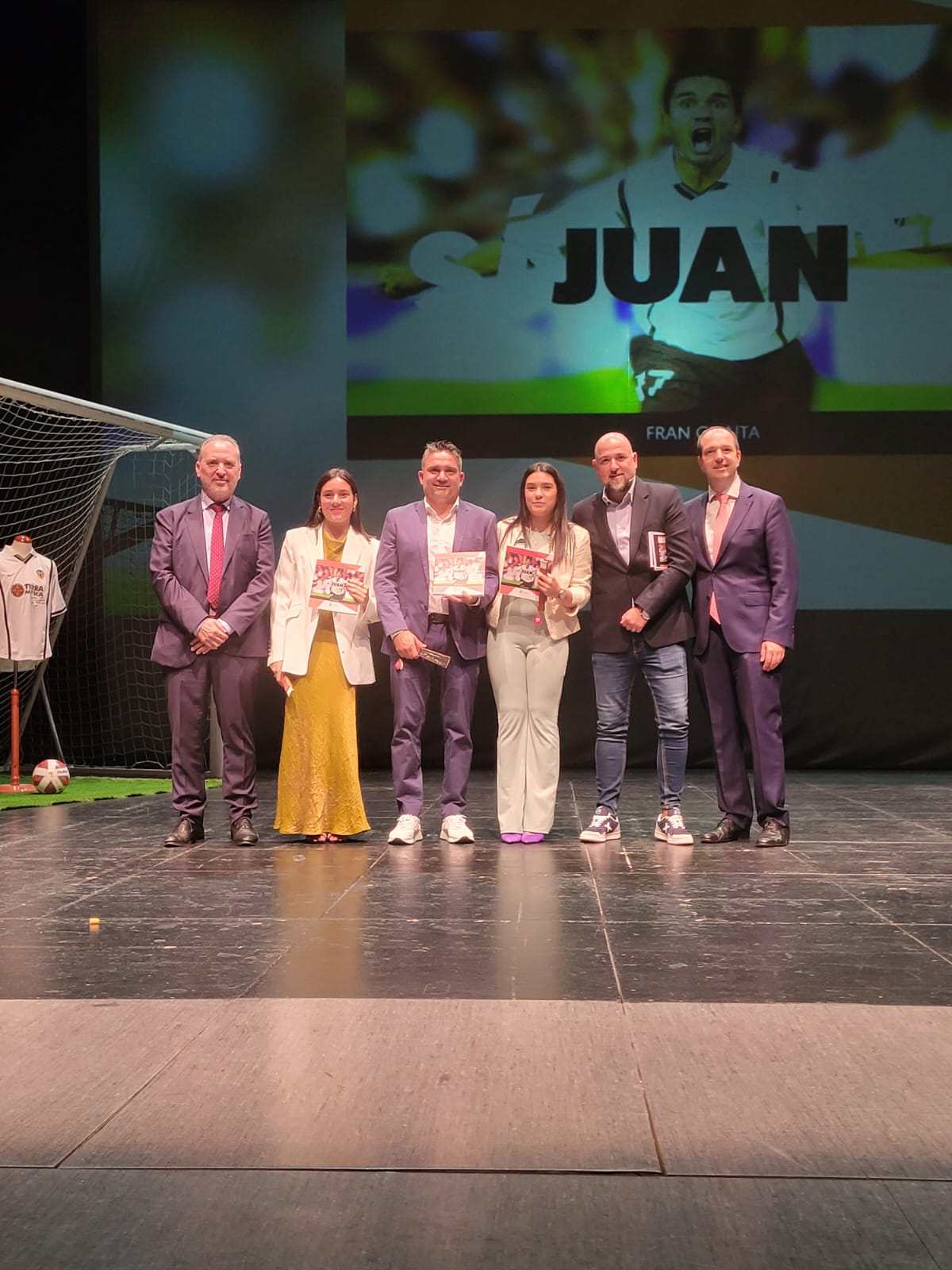 Aldaia rinde homenaje a Juan Sánchez