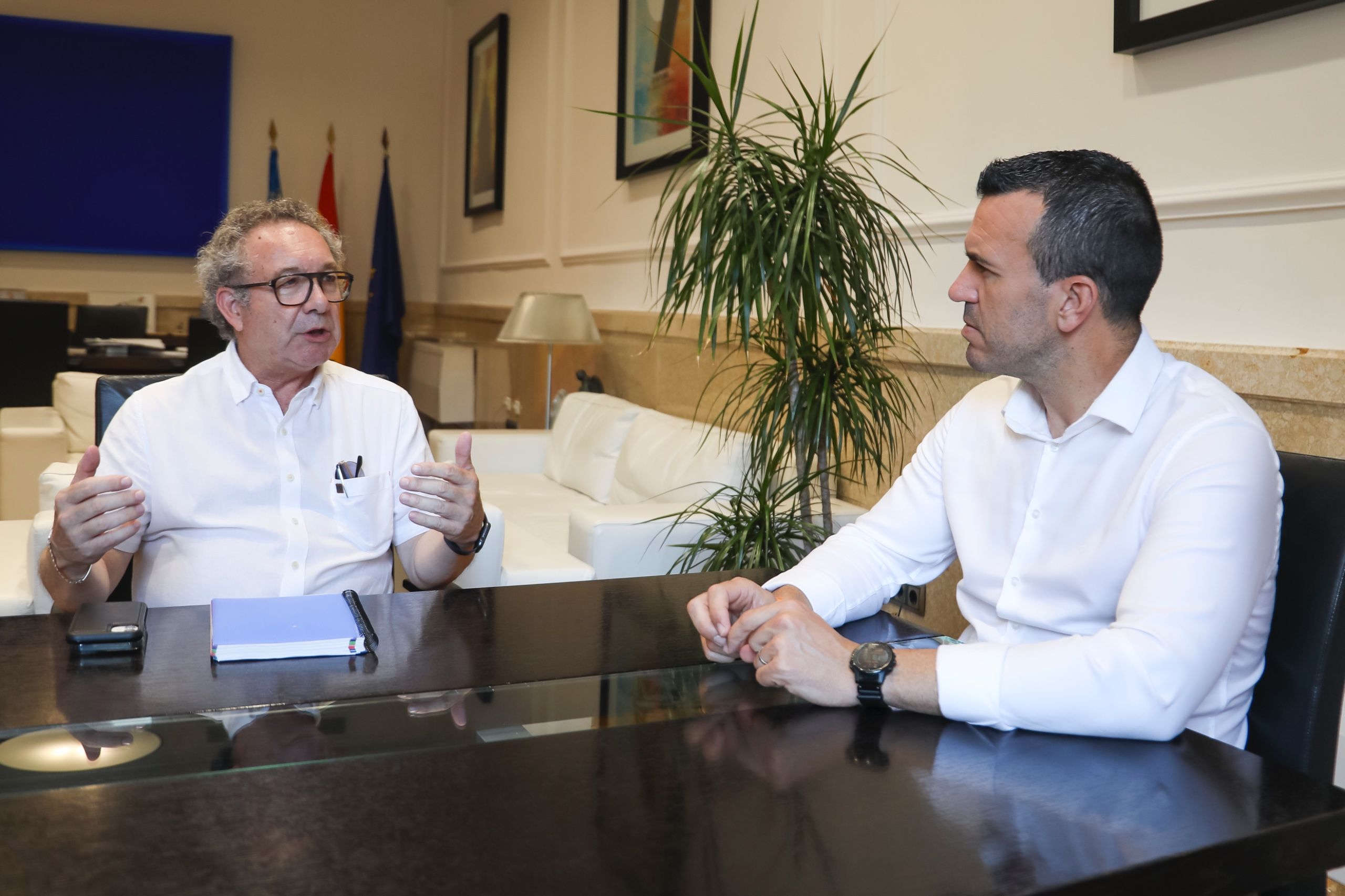  Ismael Sanvíctor y Vicente Mompó