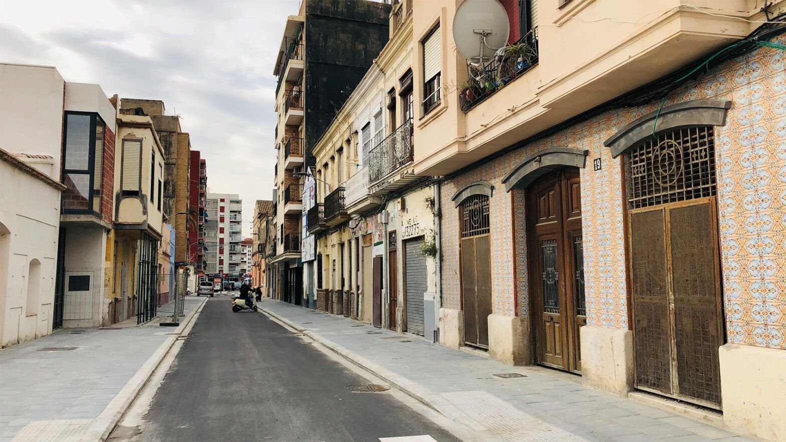 Calle en el barrio del Cabanyal de València