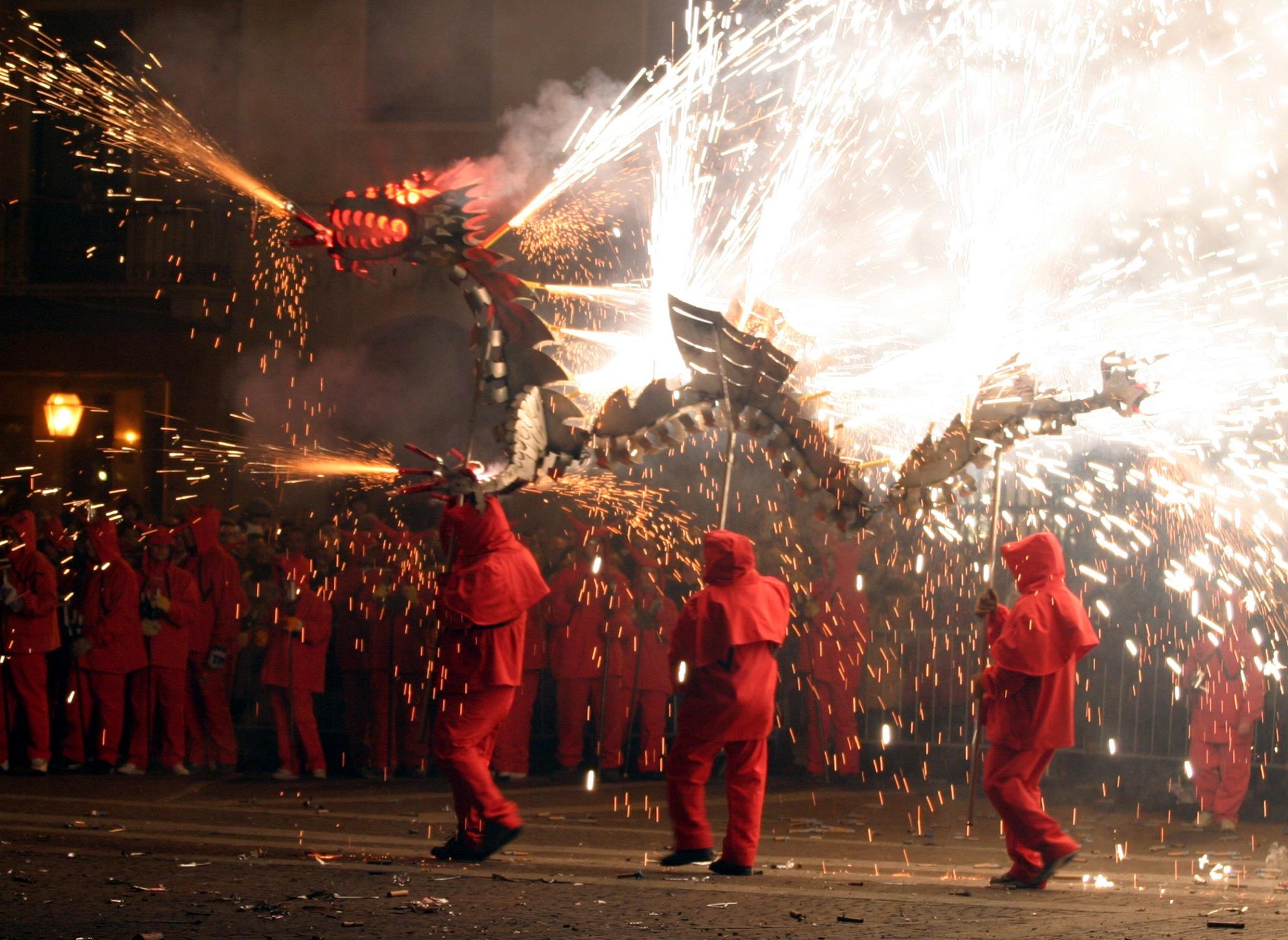Correfoc / Foto: Dimonis de Massalfassar Correfoc / Foto: Dimonis de Massalfassar