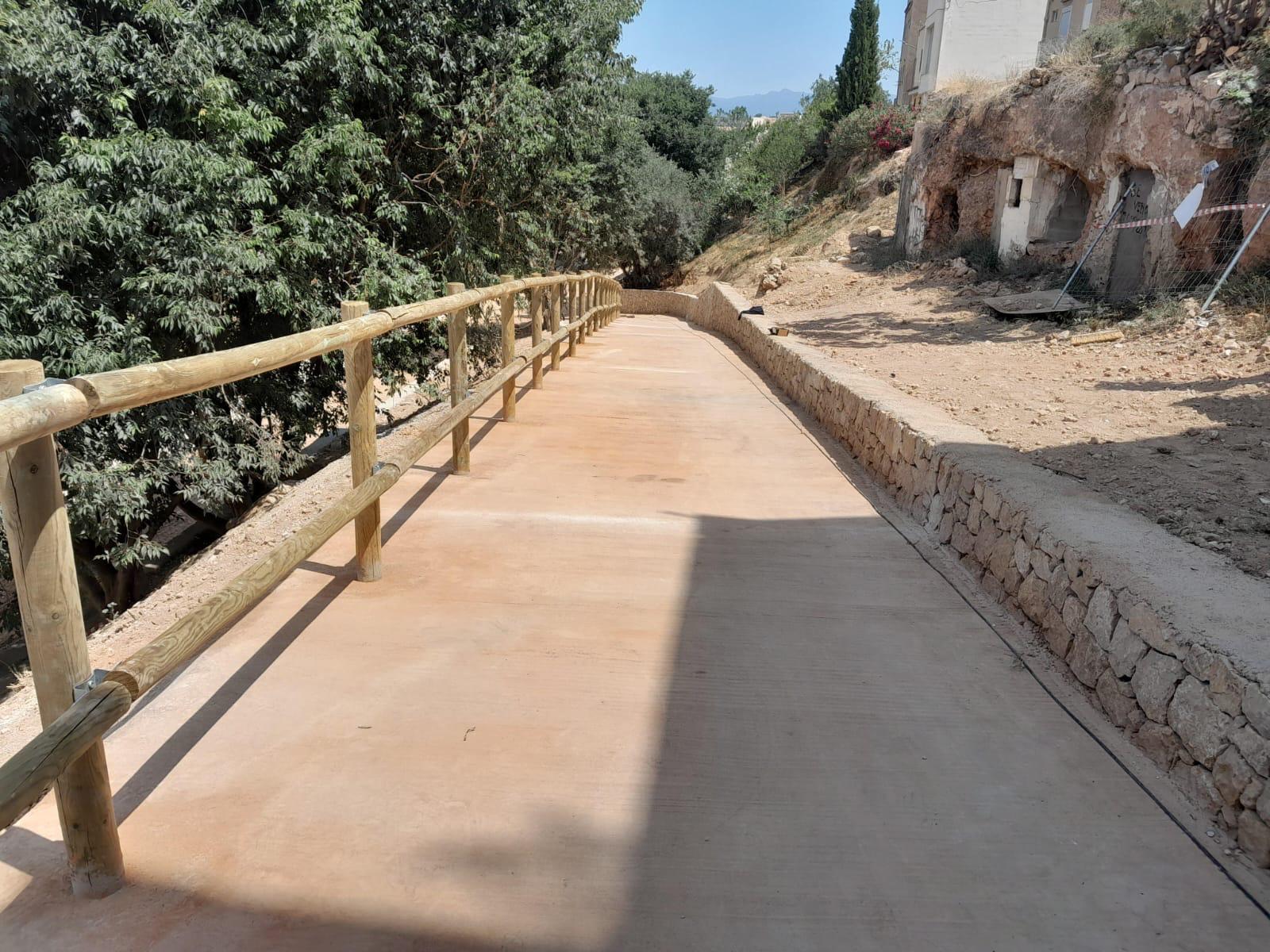 Via ciclopeatonal en el Barranc dels Moros