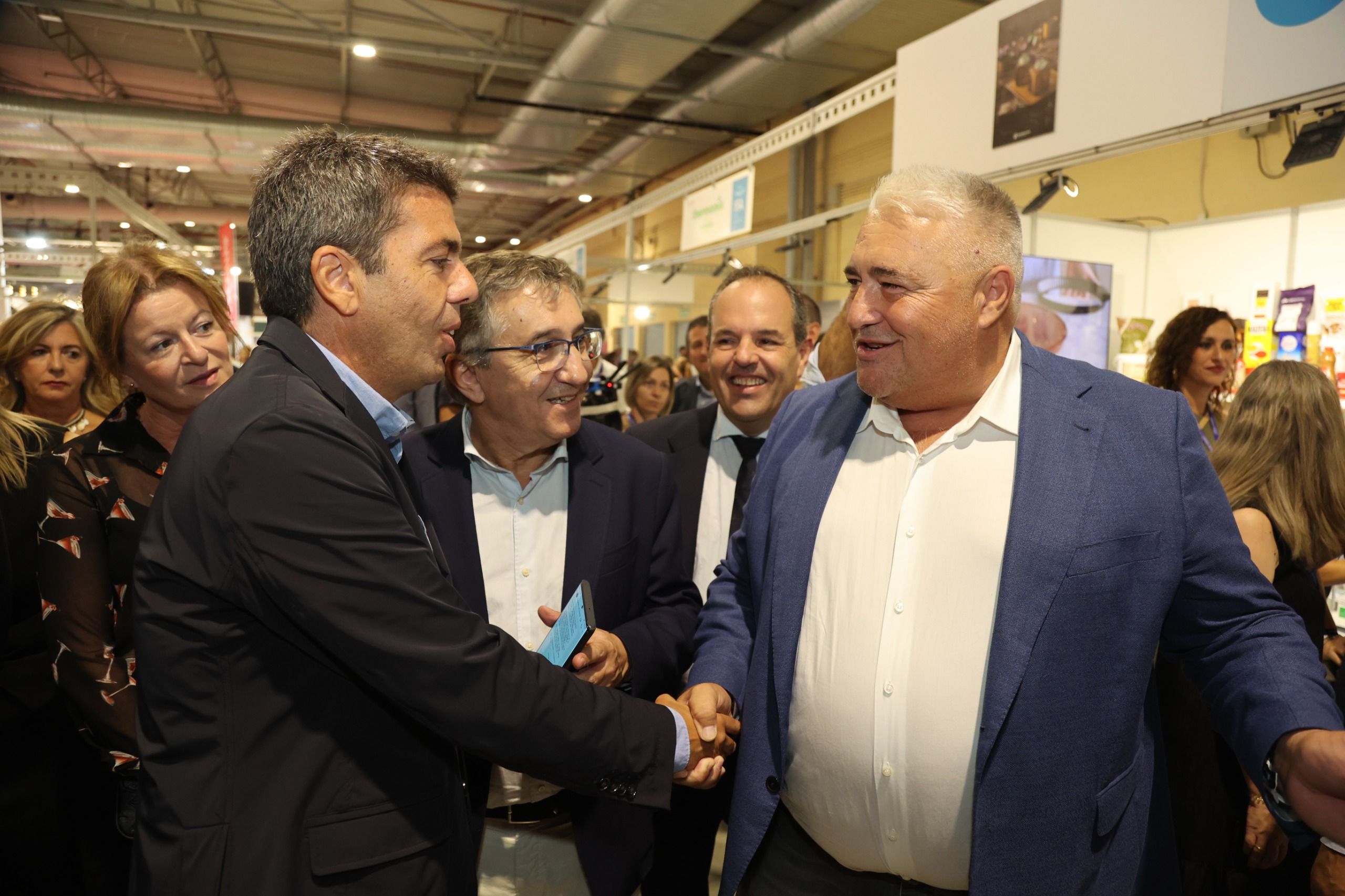 El diputat Pedro Cuesta con Mazón