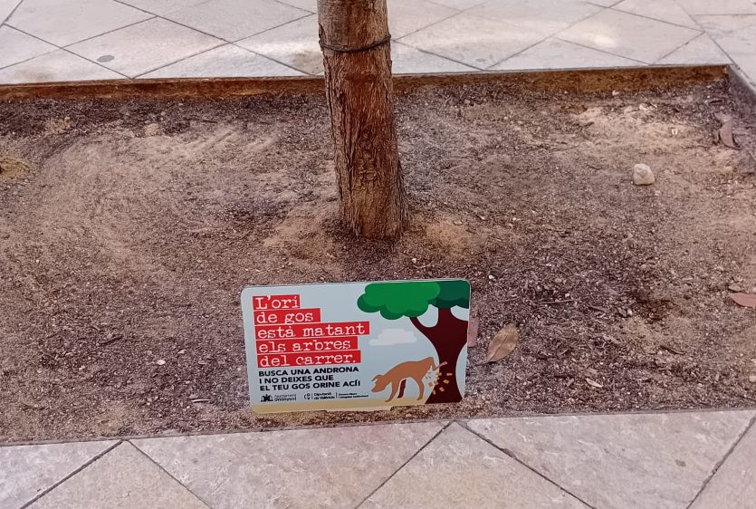 Cartell que fa referència a la campanya