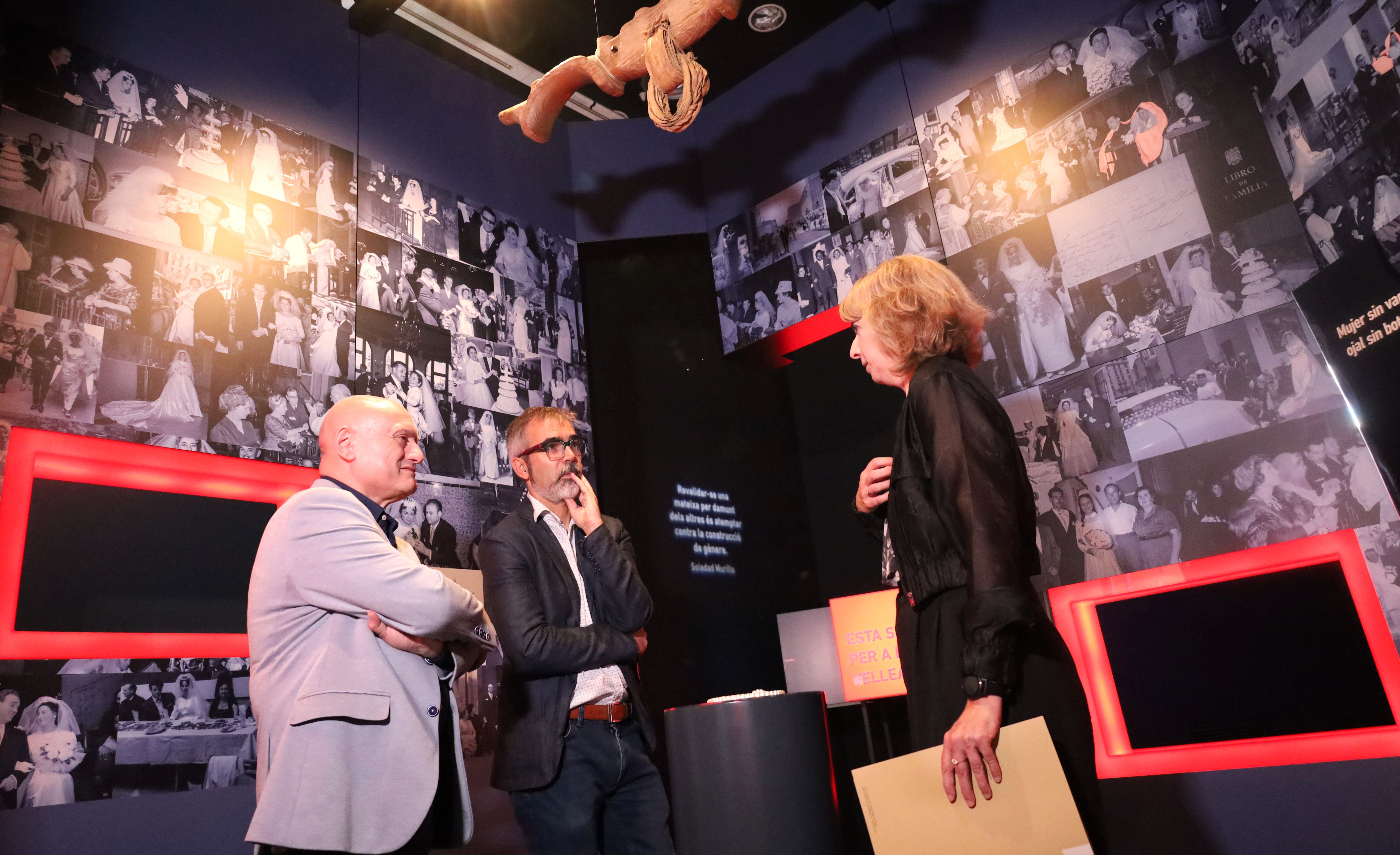 Presentación de la exposición 'Fadrines' en l'ETNO. Fotografía de Raquel Abulaila