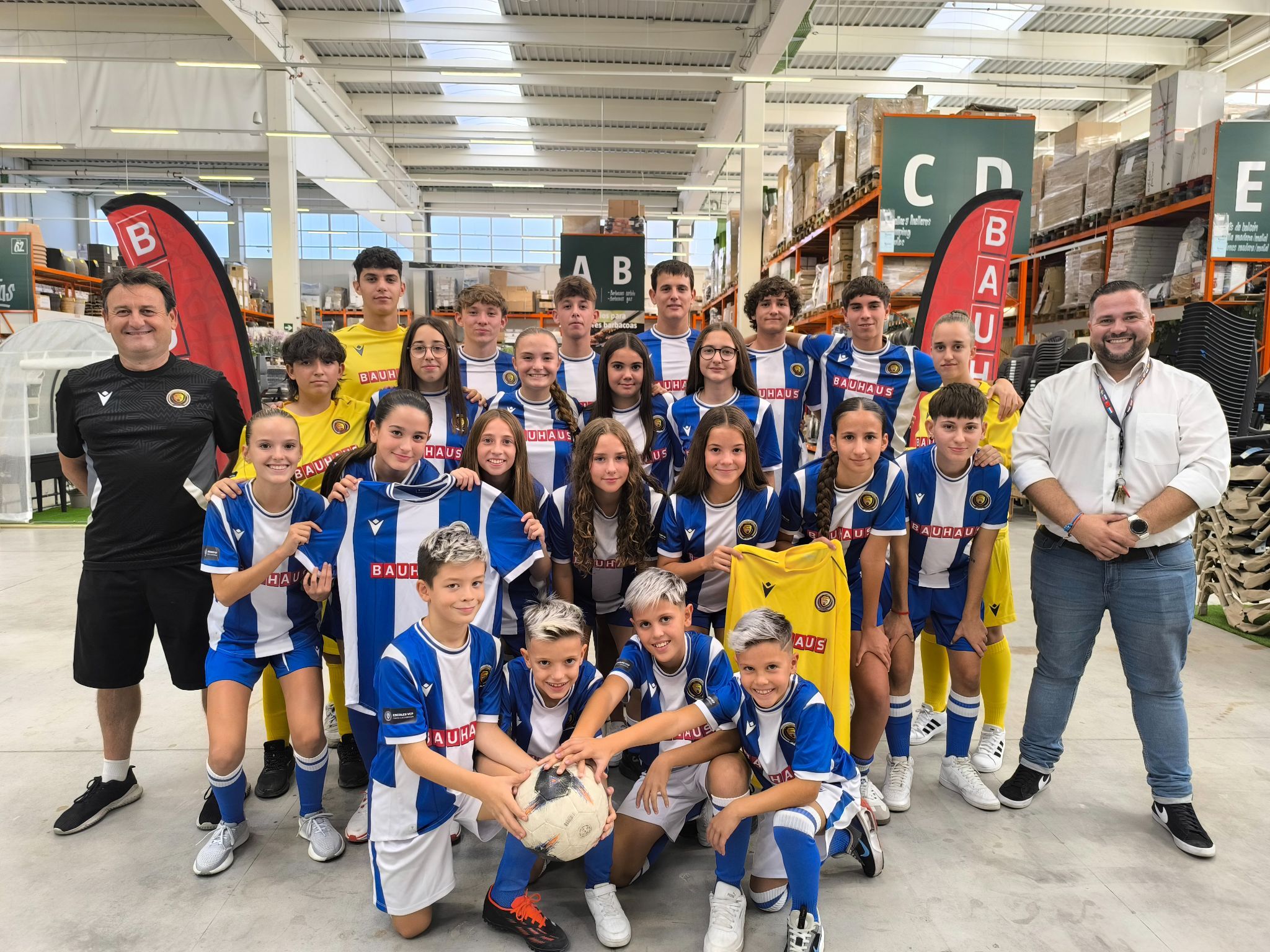 Bauhaus amb el Fútbol Base Club Deportivo Catarroja (FBCD Catarroja)