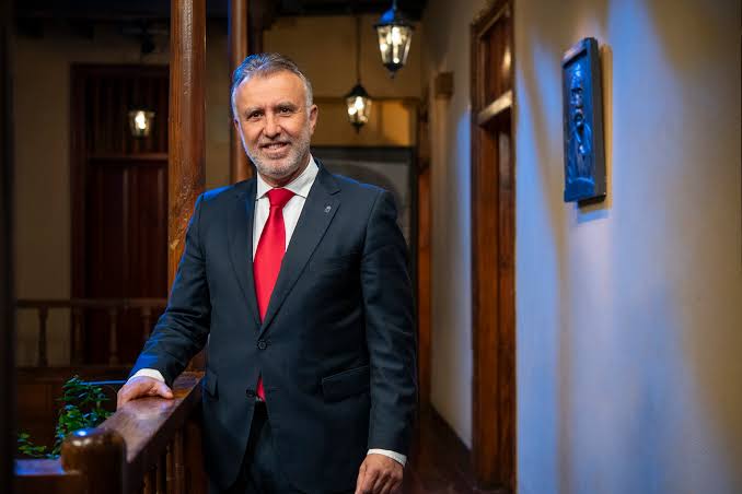 El ministro de Política Territorial y Memoria Democrática, Ángel Víctor Torres