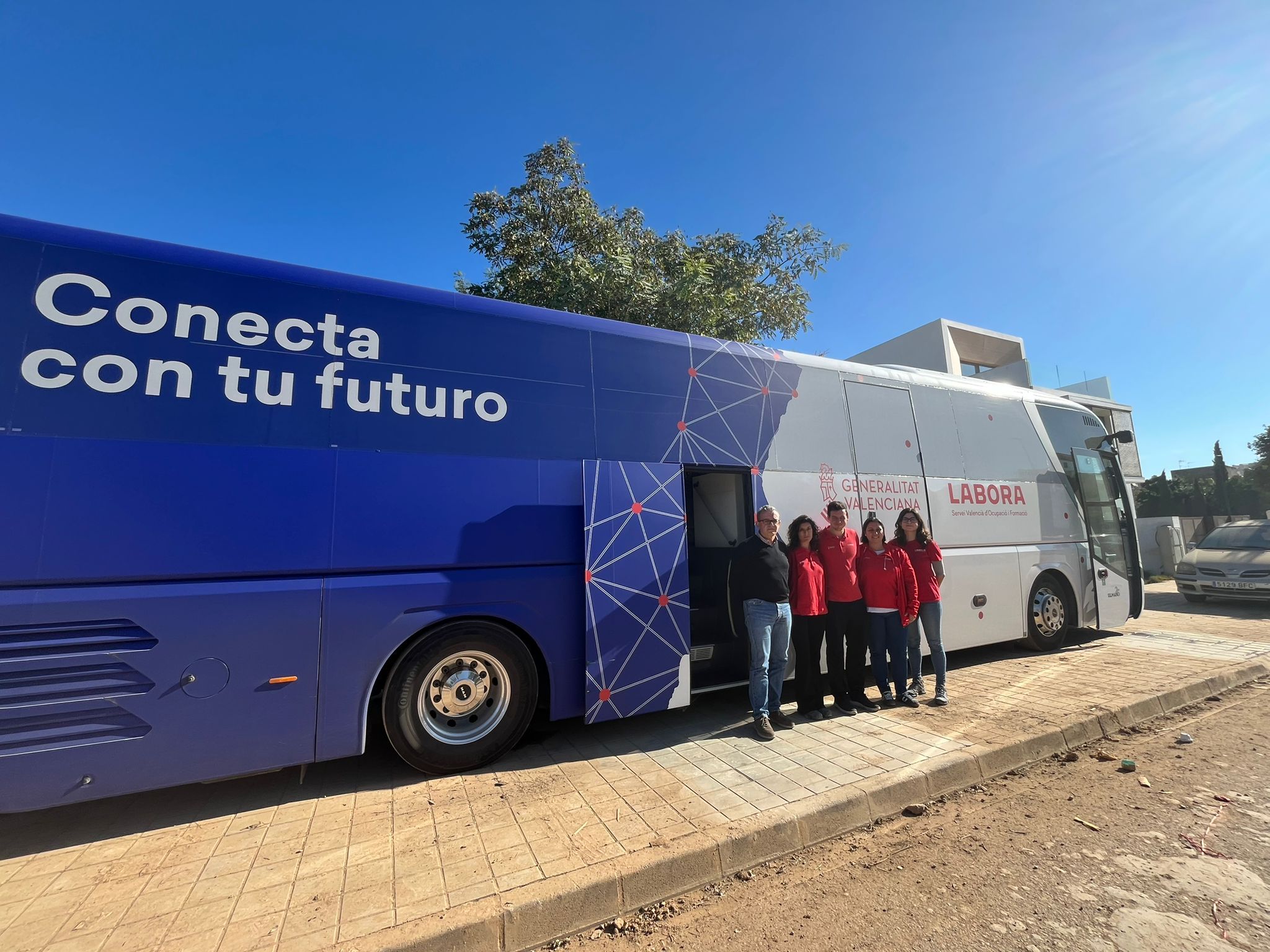 Personal de Labora en un municipio afectado por la DANA
