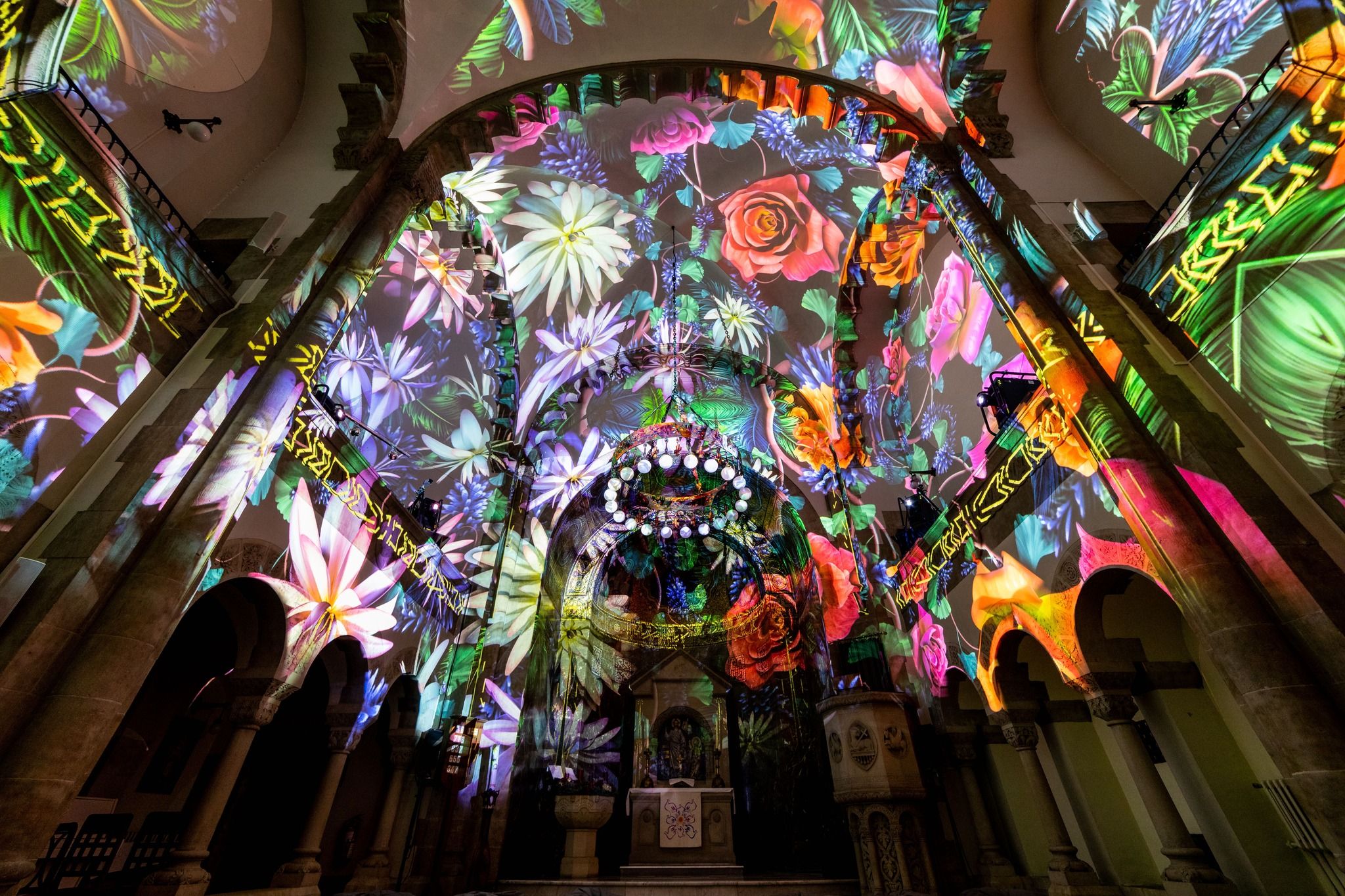 Imagen del espectáculo inmersivo de Génesis. Foto de Fever