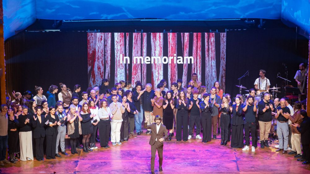 'Amunt el teló per València' en el Tívoli (Sergio Panizo) 'Amunt el teló per València' en el Tívoli (Sergio Panizo)