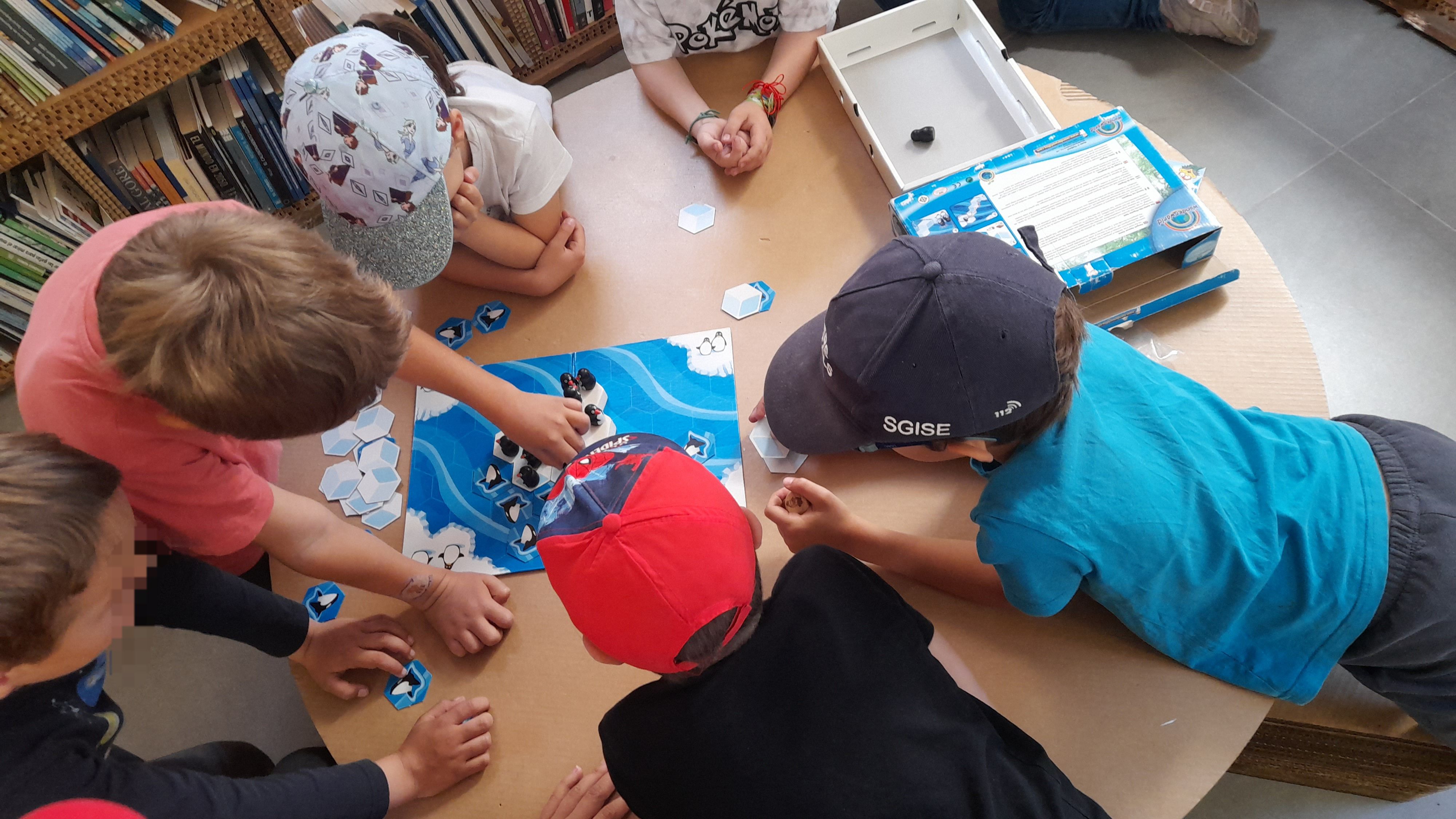 Actividades infantiles en una ludoteca de València