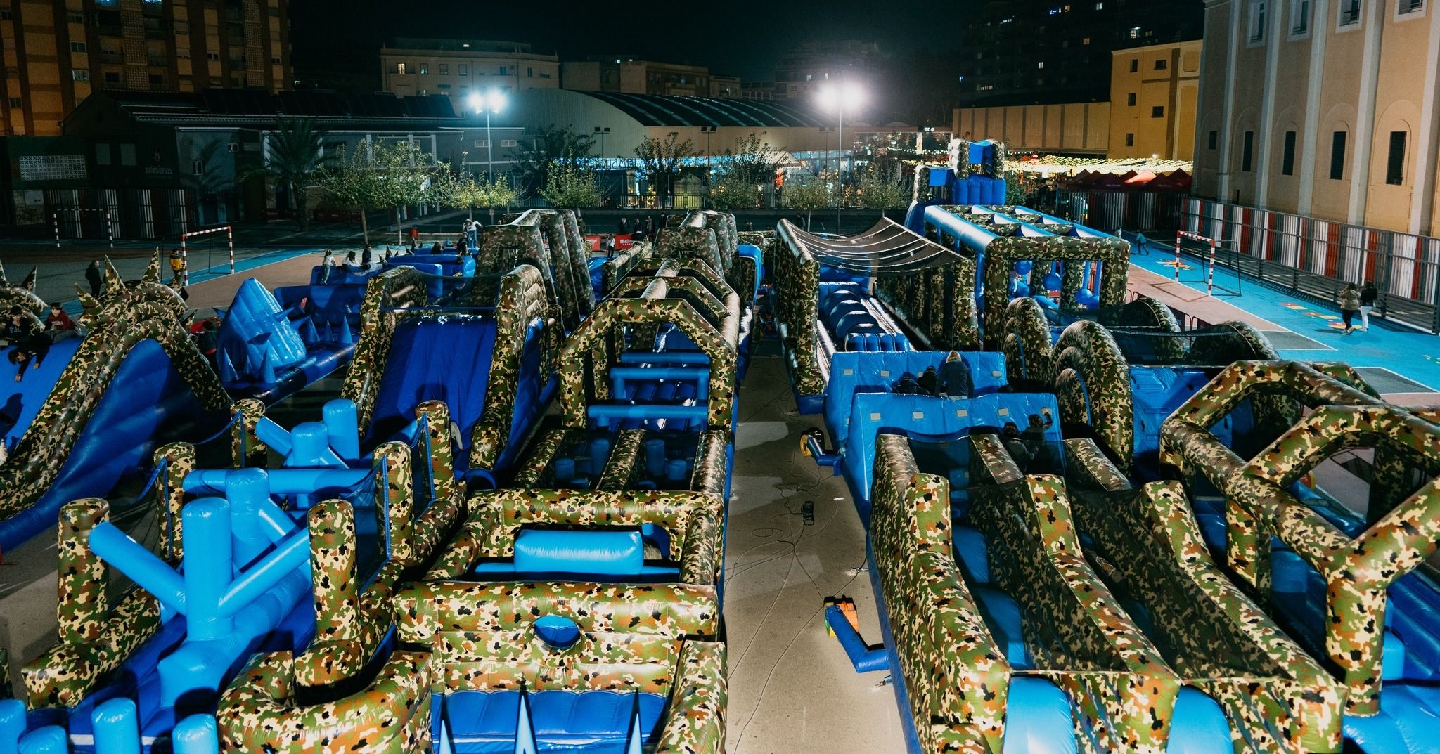 Imagen del hinchable más grande de Europa. Foto: Valencia Christmas Market 