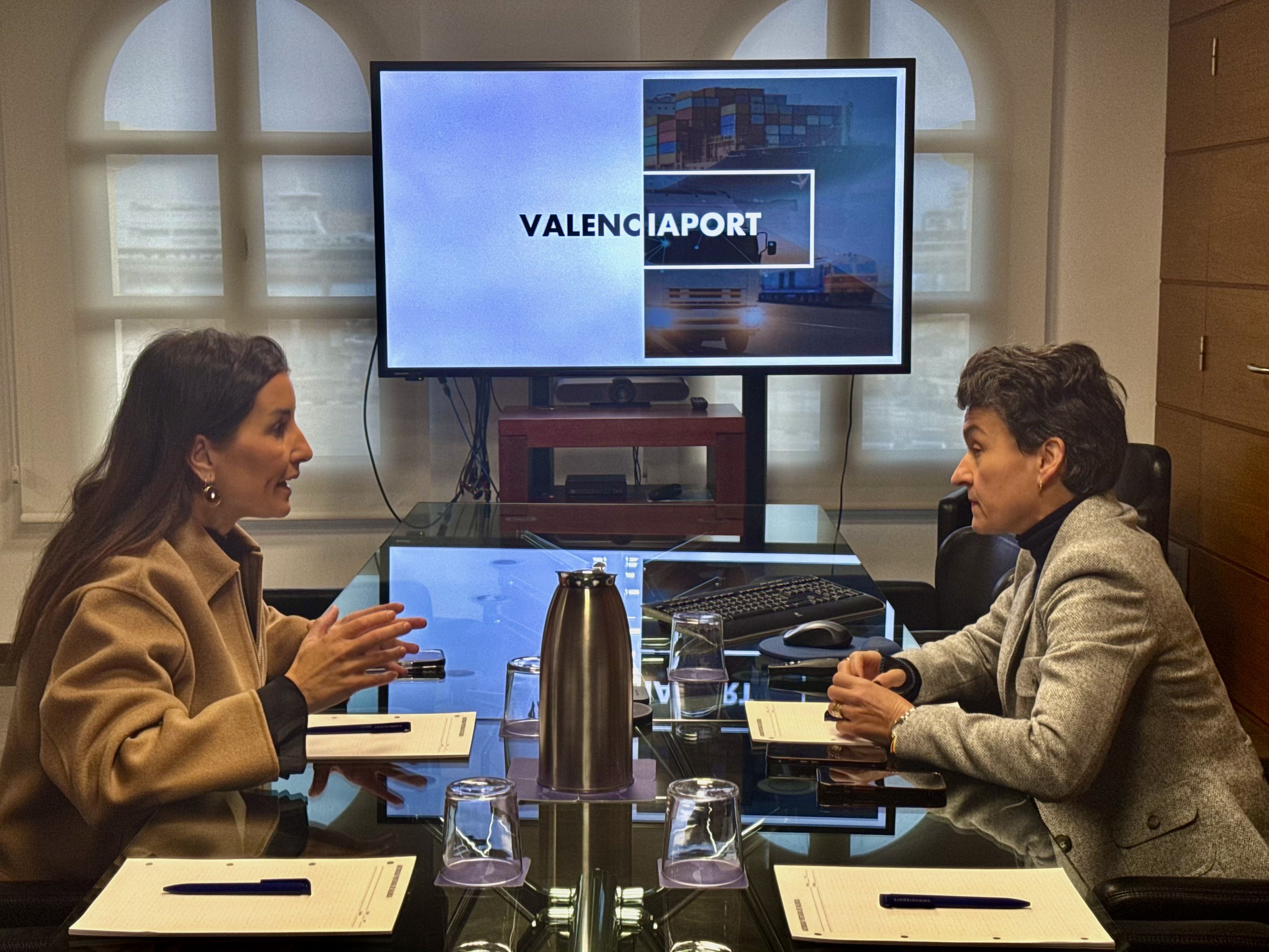 La consellera d'Hisenda i Economia, Ruth Merino, en les instalacions del Port de València