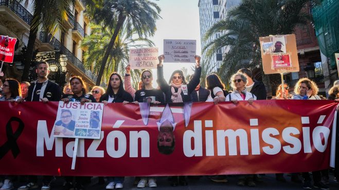 Manifestación contra Mazón