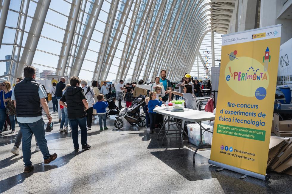 20ª edición de la feria-concurso 'Experimenta'  en el Museu de les Ciències